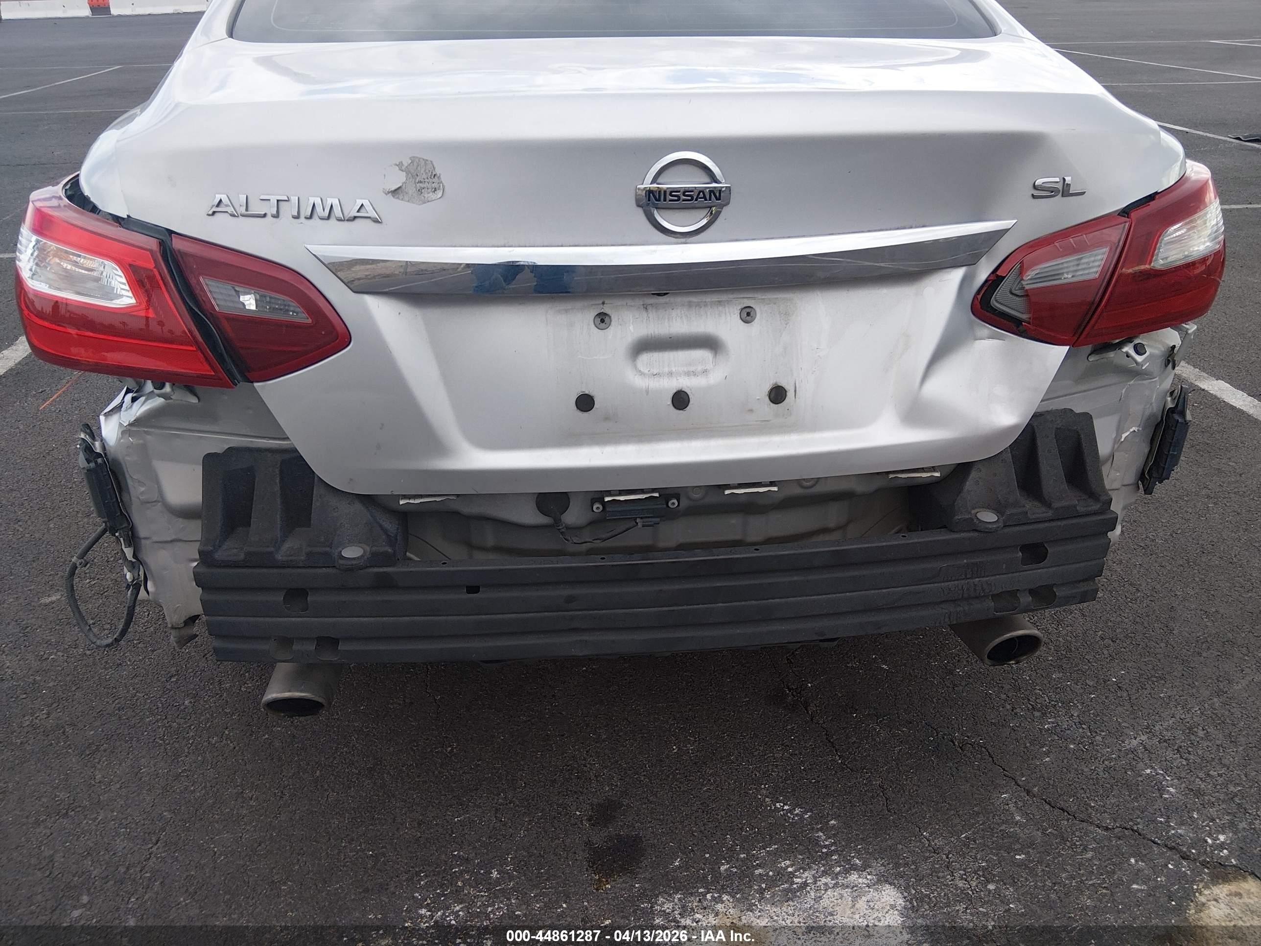 2018 Nissan Altima 2.5 Sl Серебряный vin: 1N4AL3APXJC251123