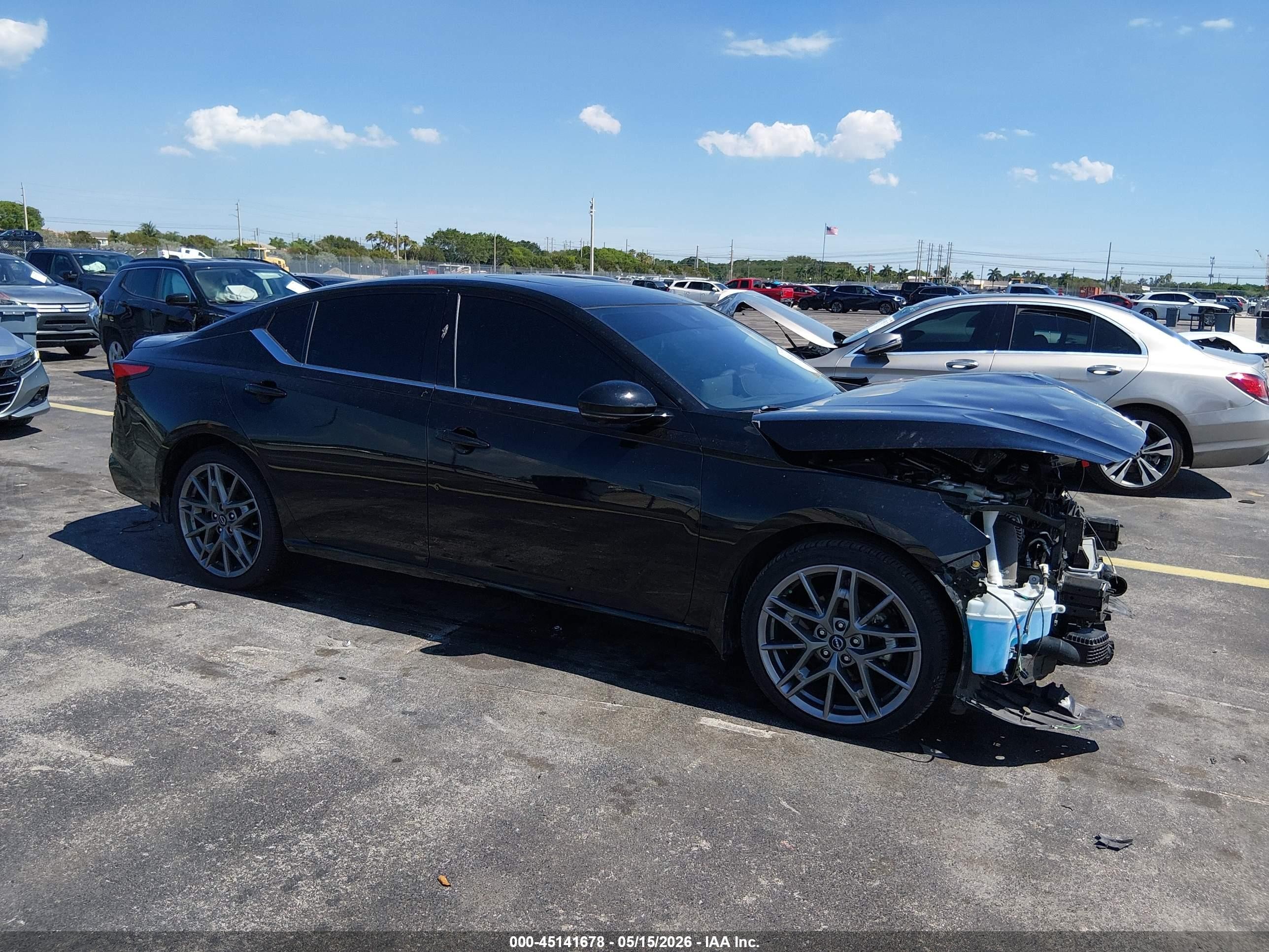 2023 Nissan Altima Sr Vc-turbo Fwd Черный vin: 1N4AL4CV4PN344847
