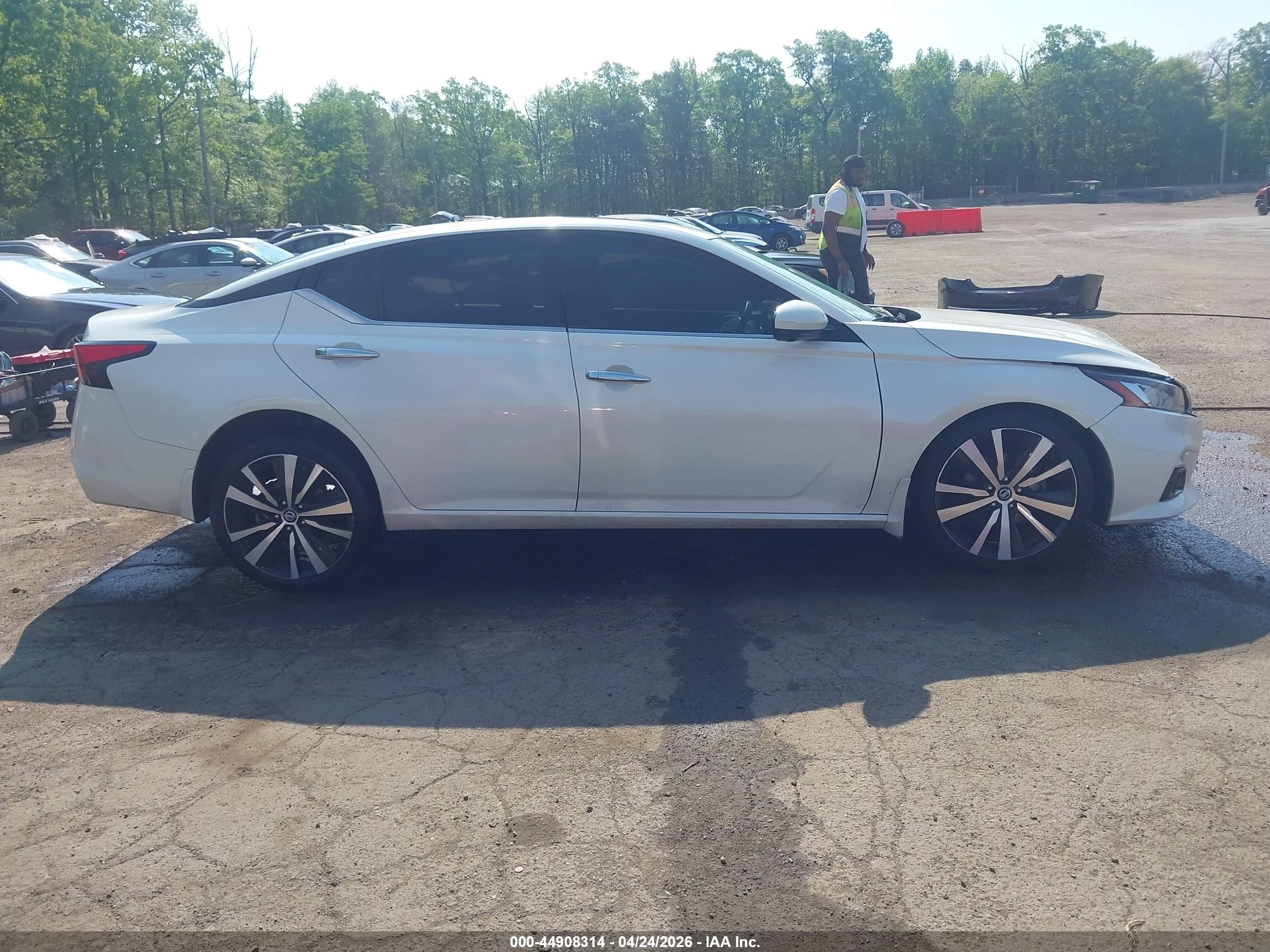 2020 Nissan Altima Platinum Vc-turbo Fwd White vin: 1N4AL4FV3LC153373