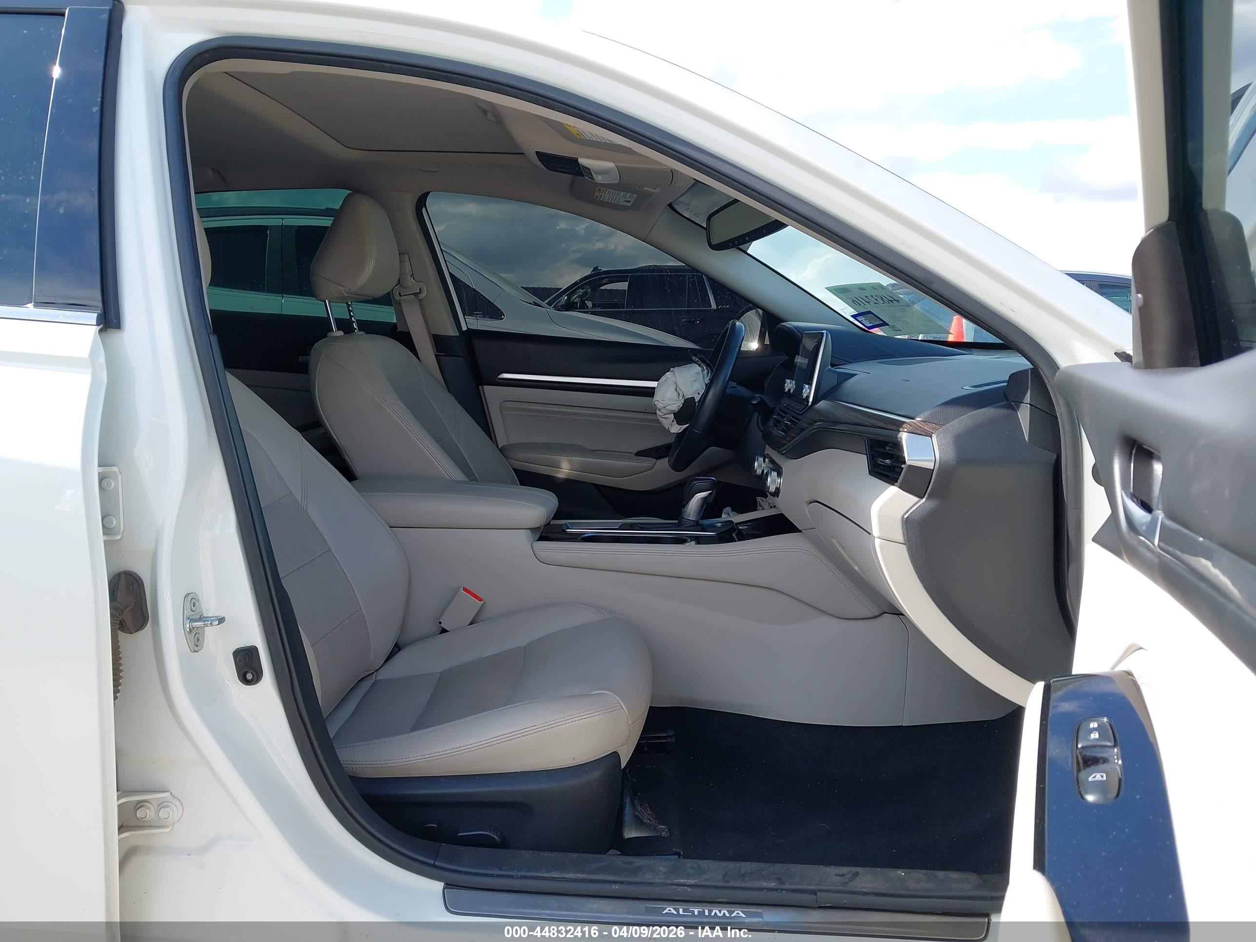 2020 Nissan Altima Platinum Vc-turbo Fwd Белый vin: 1N4AL4FV8LC101804