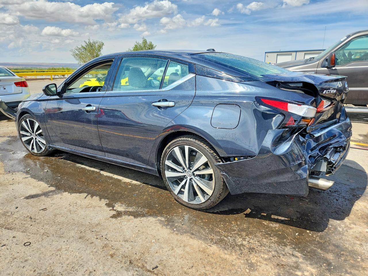 2020 Nissan Altima Platinum Charcoal vin: 1N4AL4FVXLC100640
