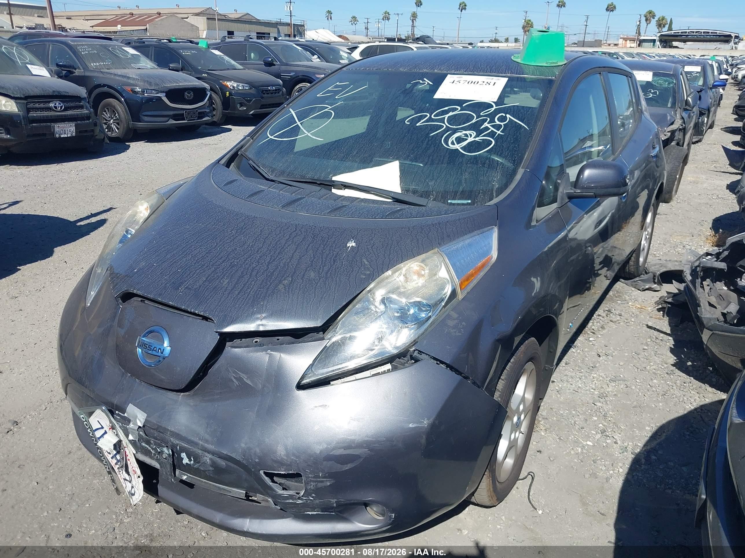2013 Nissan Leaf Sv Серый vin: 1N4AZ0CP0DC410522