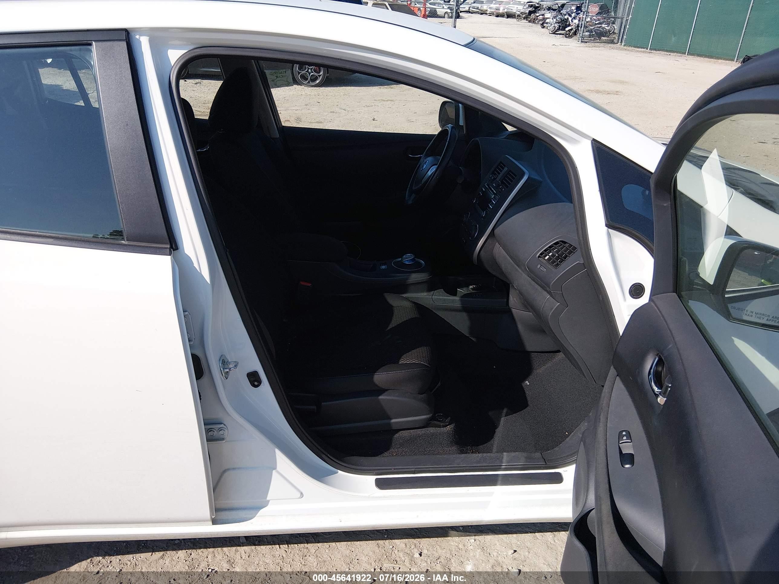 2013 Nissan Leaf S White vin: 1N4AZ0CP0DC414053