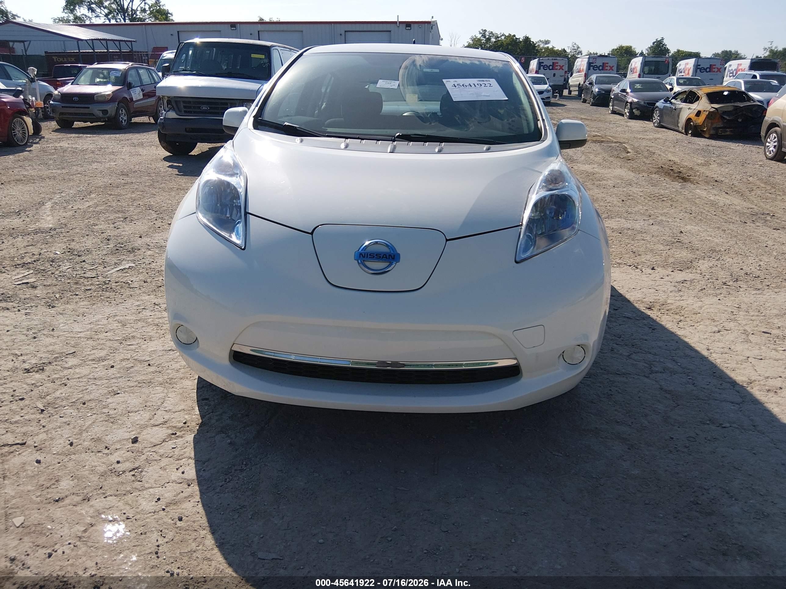 2013 Nissan Leaf S White vin: 1N4AZ0CP0DC414053