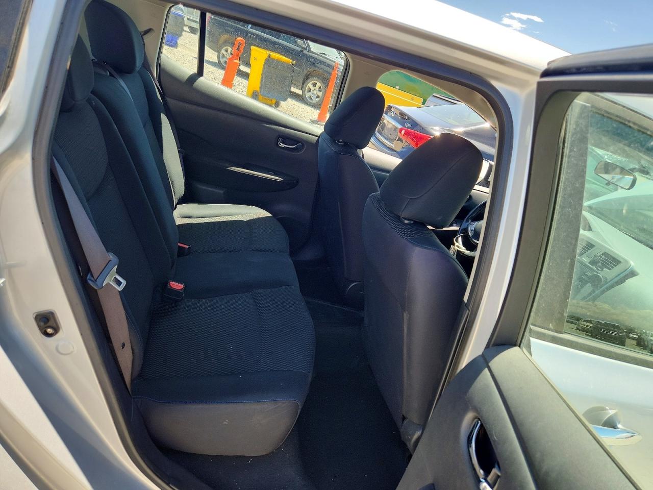 2013 Nissan Leaf S Silver vin: 1N4AZ0CP0DC423514