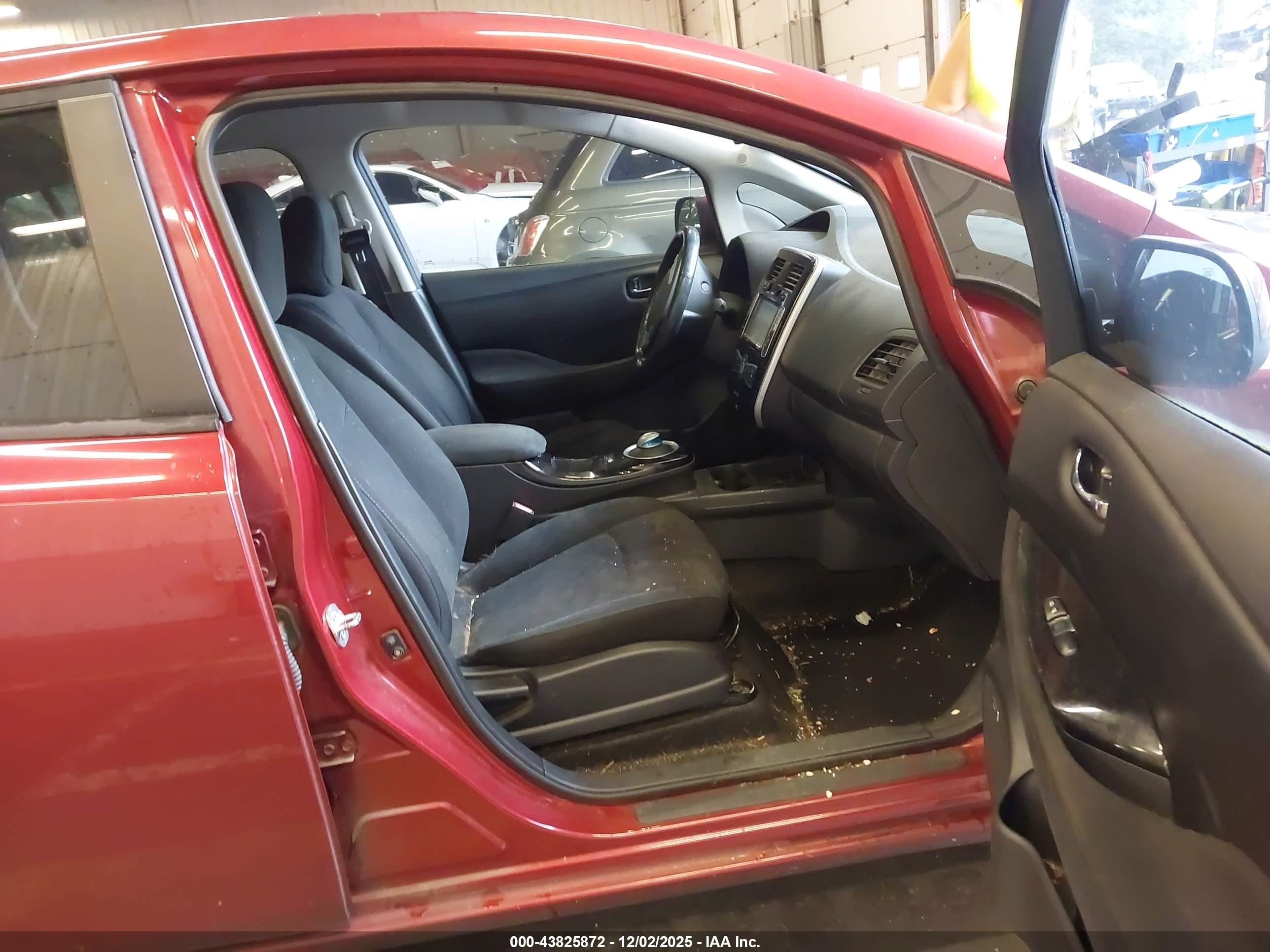 2014 Nissan Leaf Sv Red vin: 1N4AZ0CP0EC337847