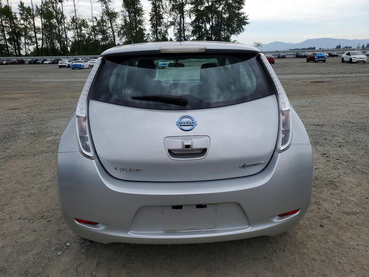 2015 Nissan Leaf S Silver vin: 1N4AZ0CP0FC307118