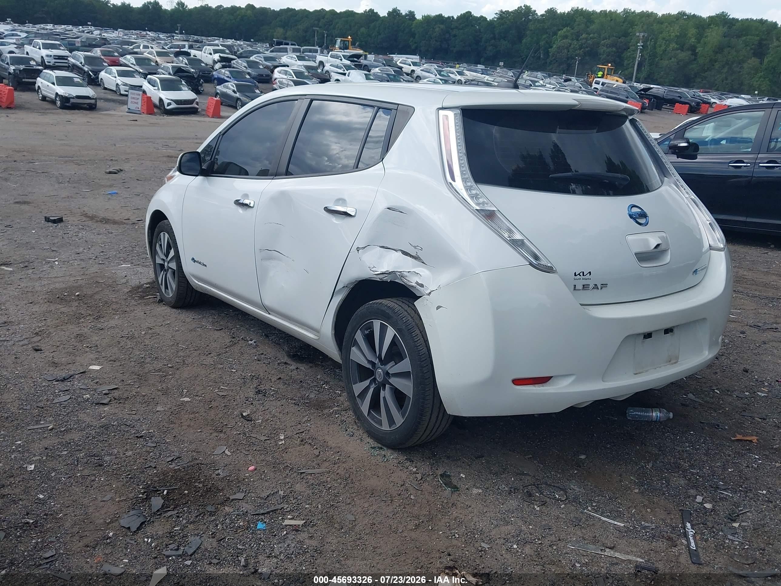 2015 Nissan Leaf Sv White vin: 1N4AZ0CP0FC323707