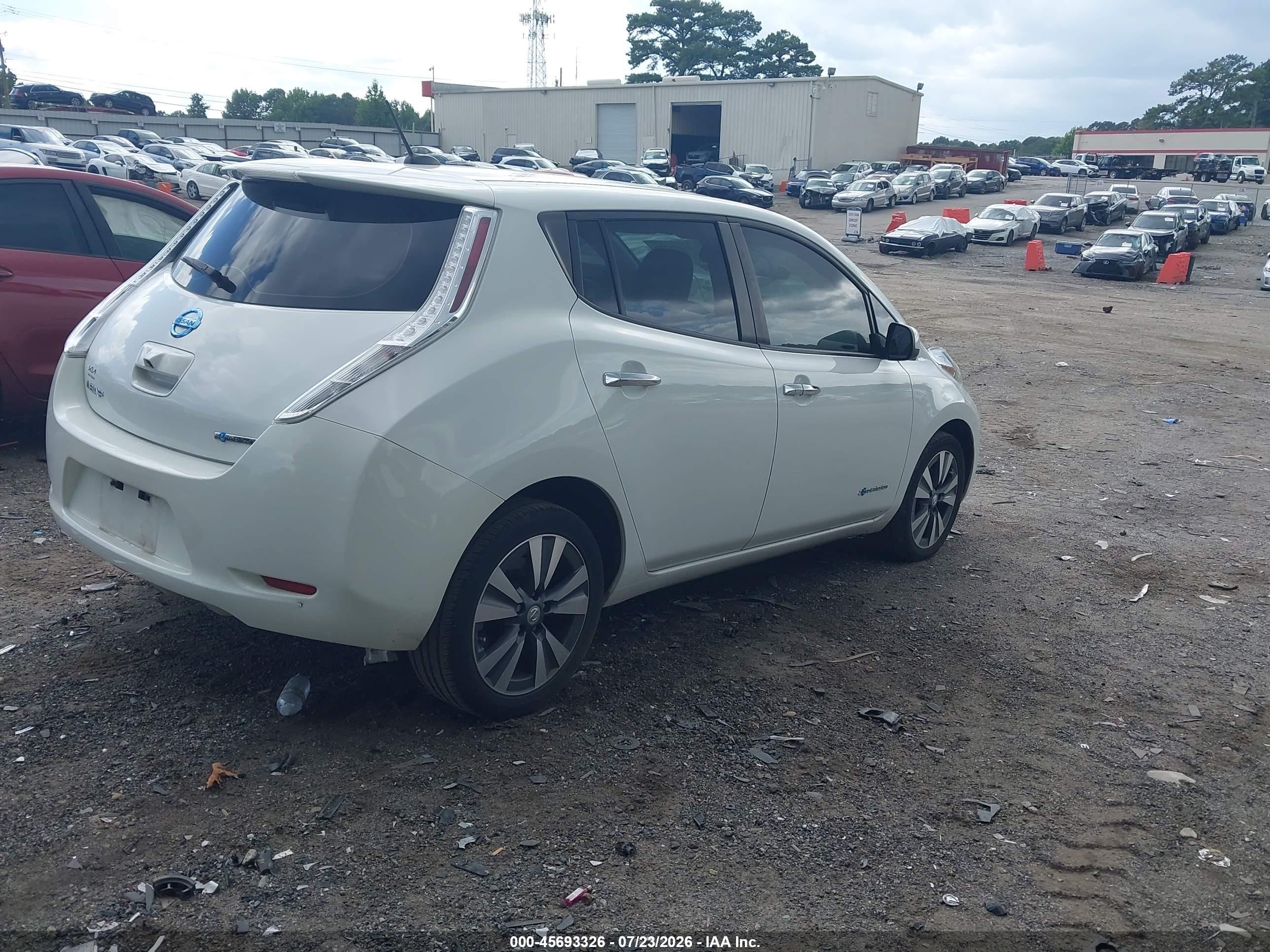 2015 Nissan Leaf Sv White vin: 1N4AZ0CP0FC323707