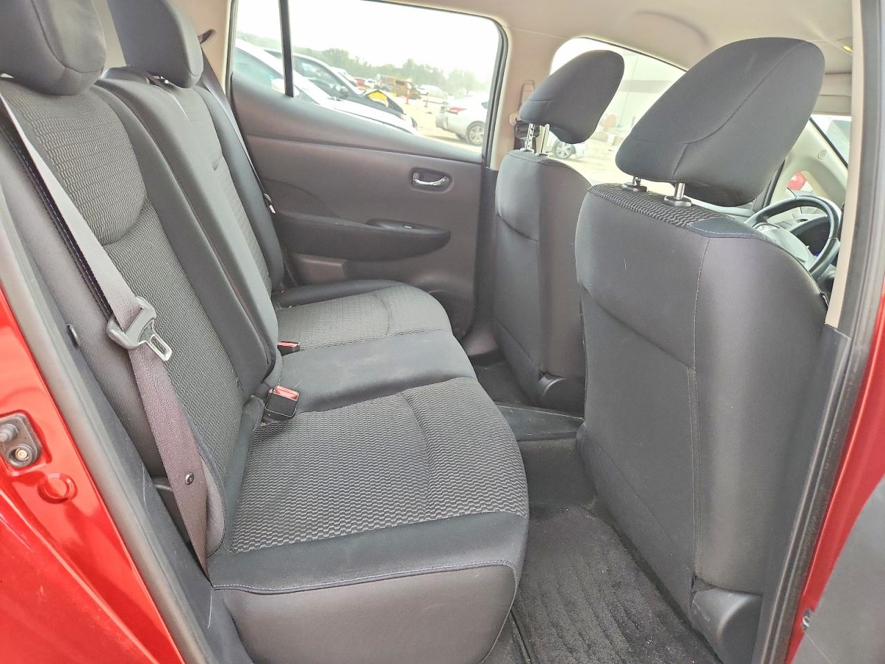 2014 Nissan Leaf S Red vin: 1N4AZ0CP1EC337985