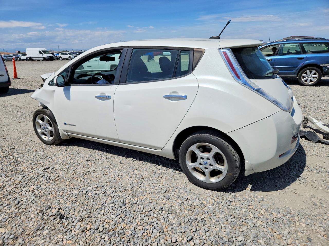 2013 Nissan Leaf S White vin: 1N4AZ0CP2DC420873