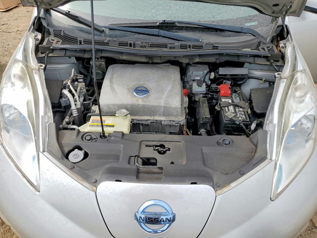 2014 Nissan Leaf Sv Silver vin: 1N4AZ0CP2EC333668