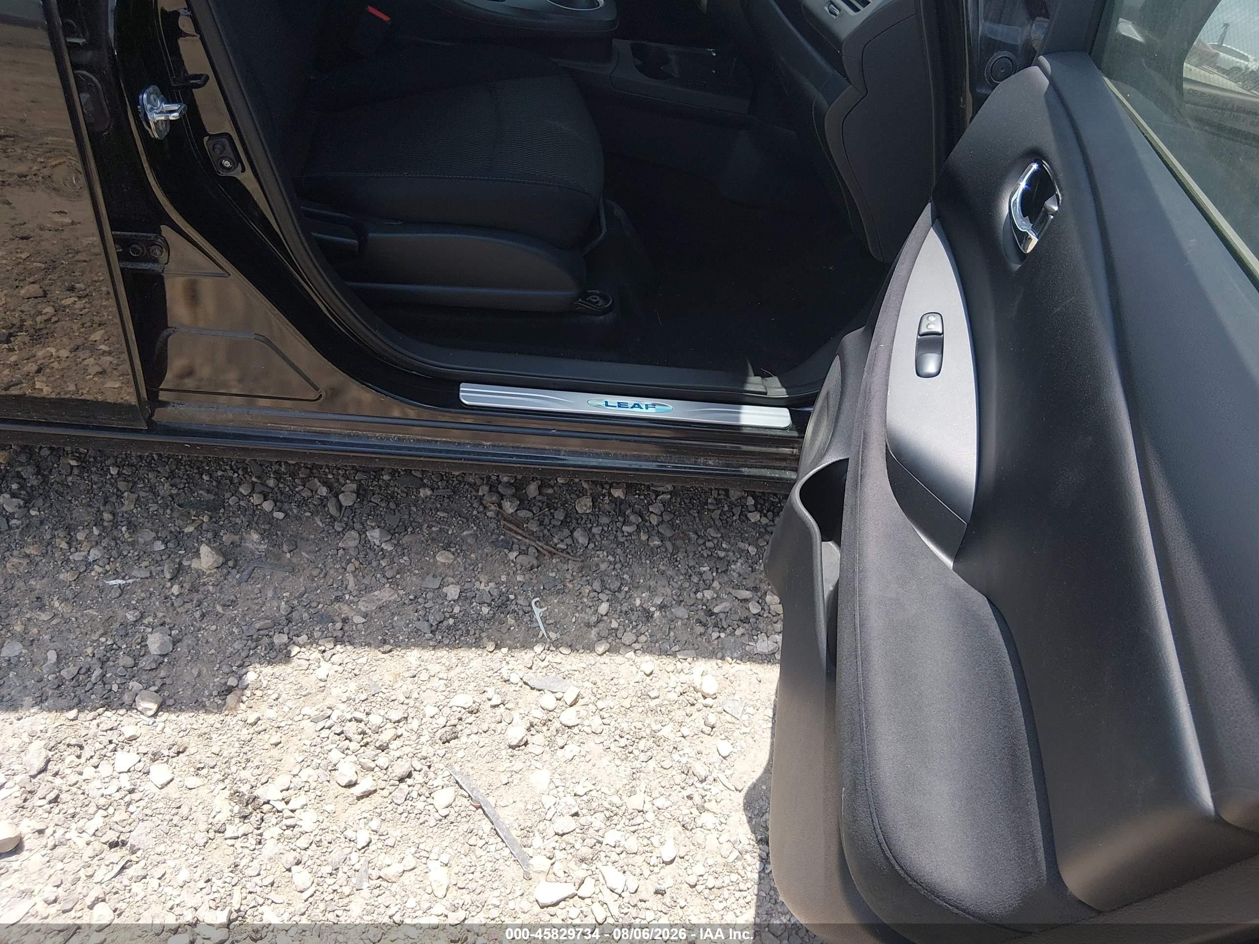 2015 Nissan Leaf S Black vin: 1N4AZ0CP2FC320680