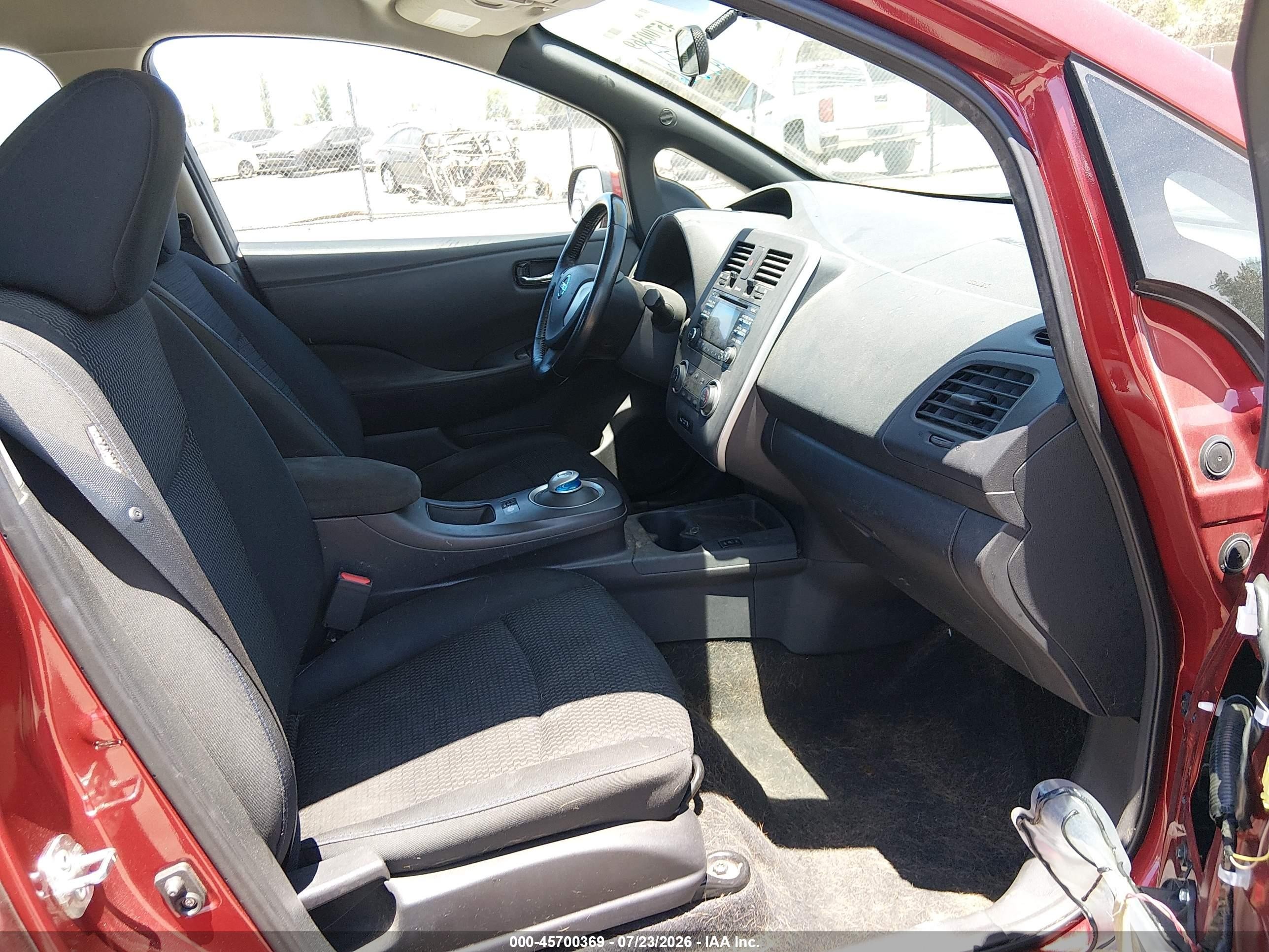 2013 Nissan Leaf S Burgundy vin: 1N4AZ0CP3DC401748
