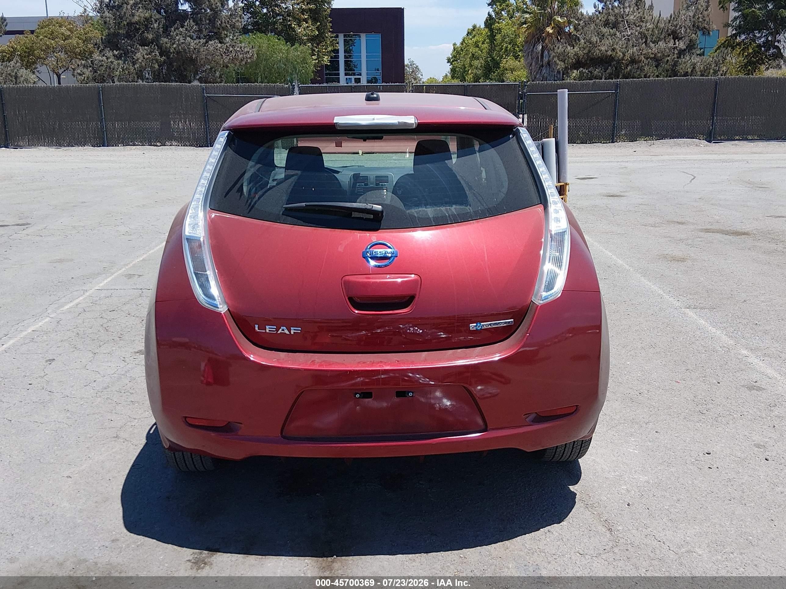 2013 Nissan Leaf S Burgundy vin: 1N4AZ0CP3DC401748