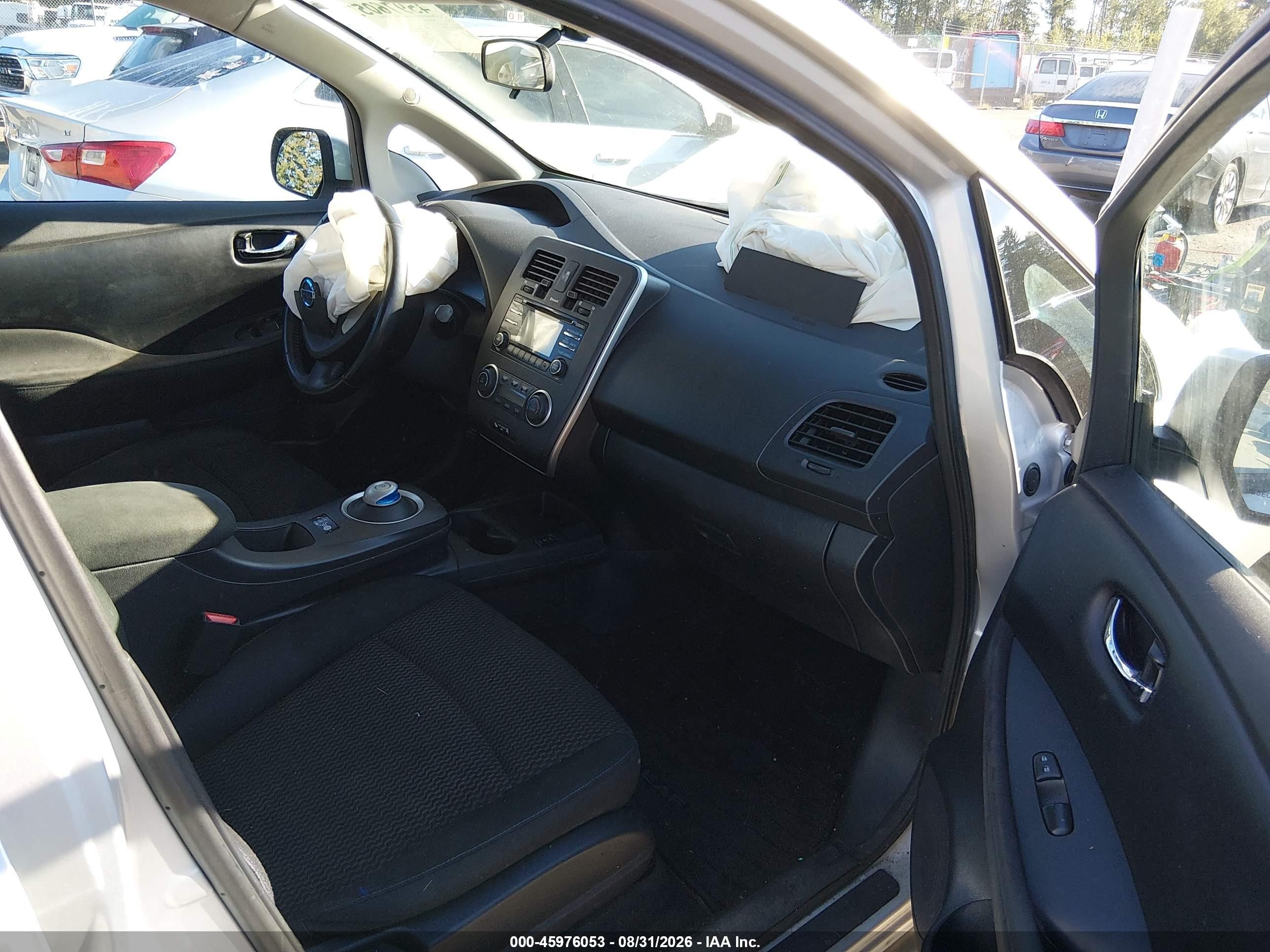 2014 Nissan Leaf S Silver vin: 1N4AZ0CP3EC332674