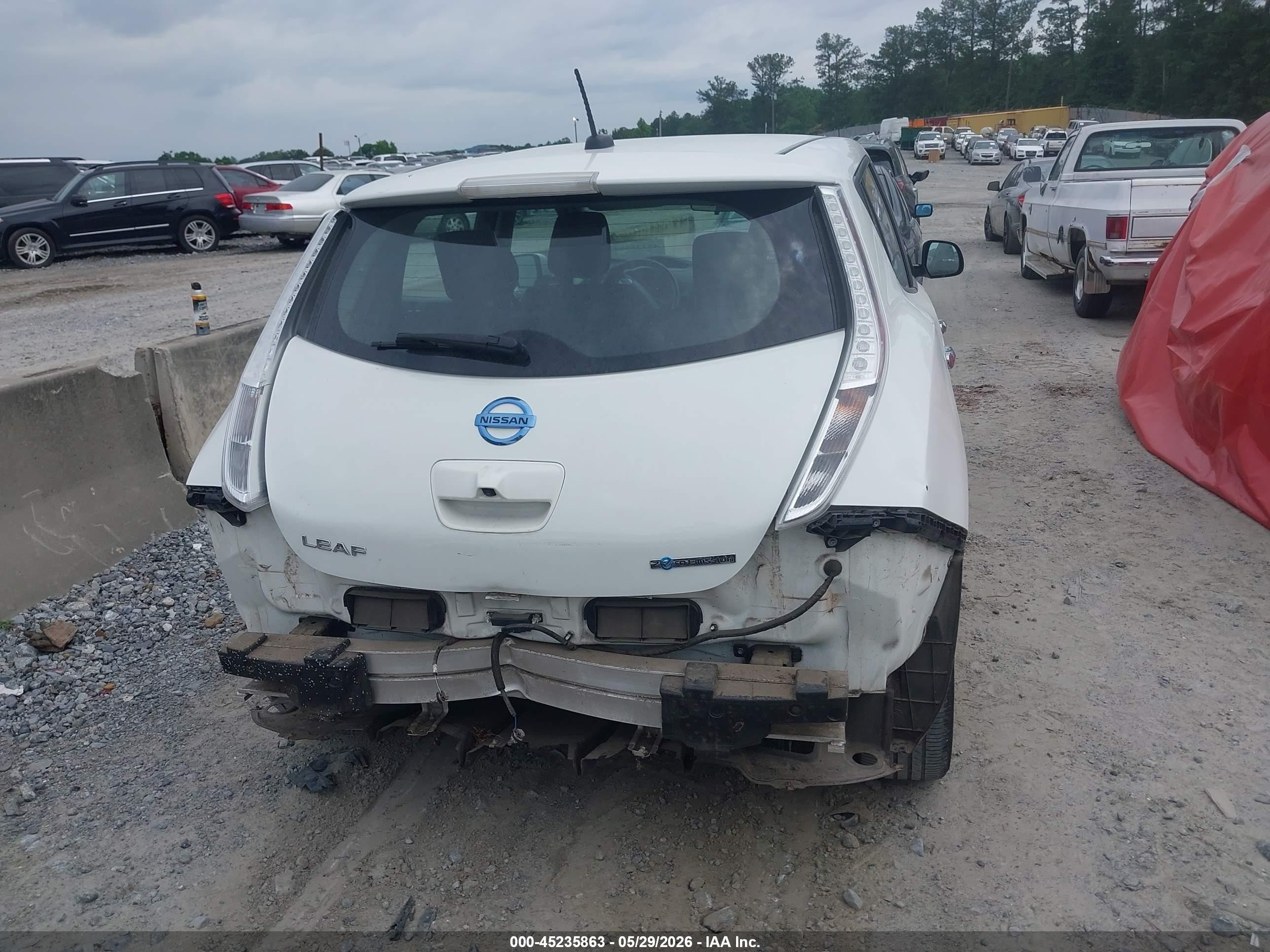 2015 Nissan Leaf S Белый vin: 1N4AZ0CP3FC301765