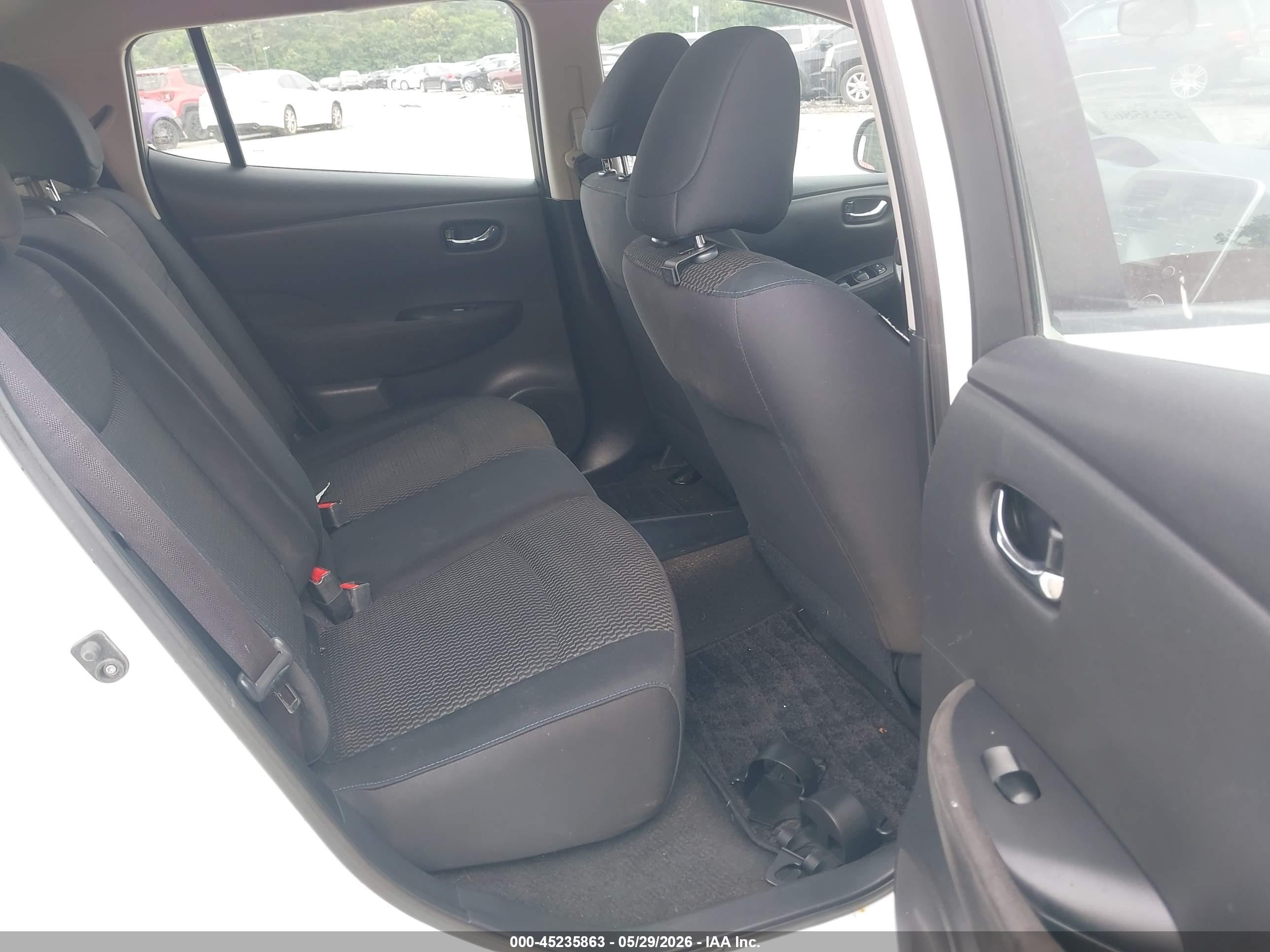 2015 Nissan Leaf S Белый vin: 1N4AZ0CP3FC301765
