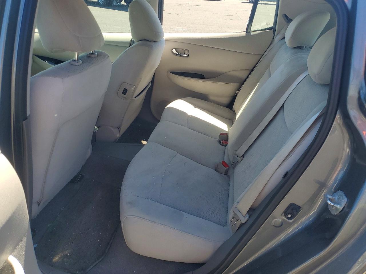 2015 Nissan Leaf Sv Gray vin: 1N4AZ0CP3FC301796