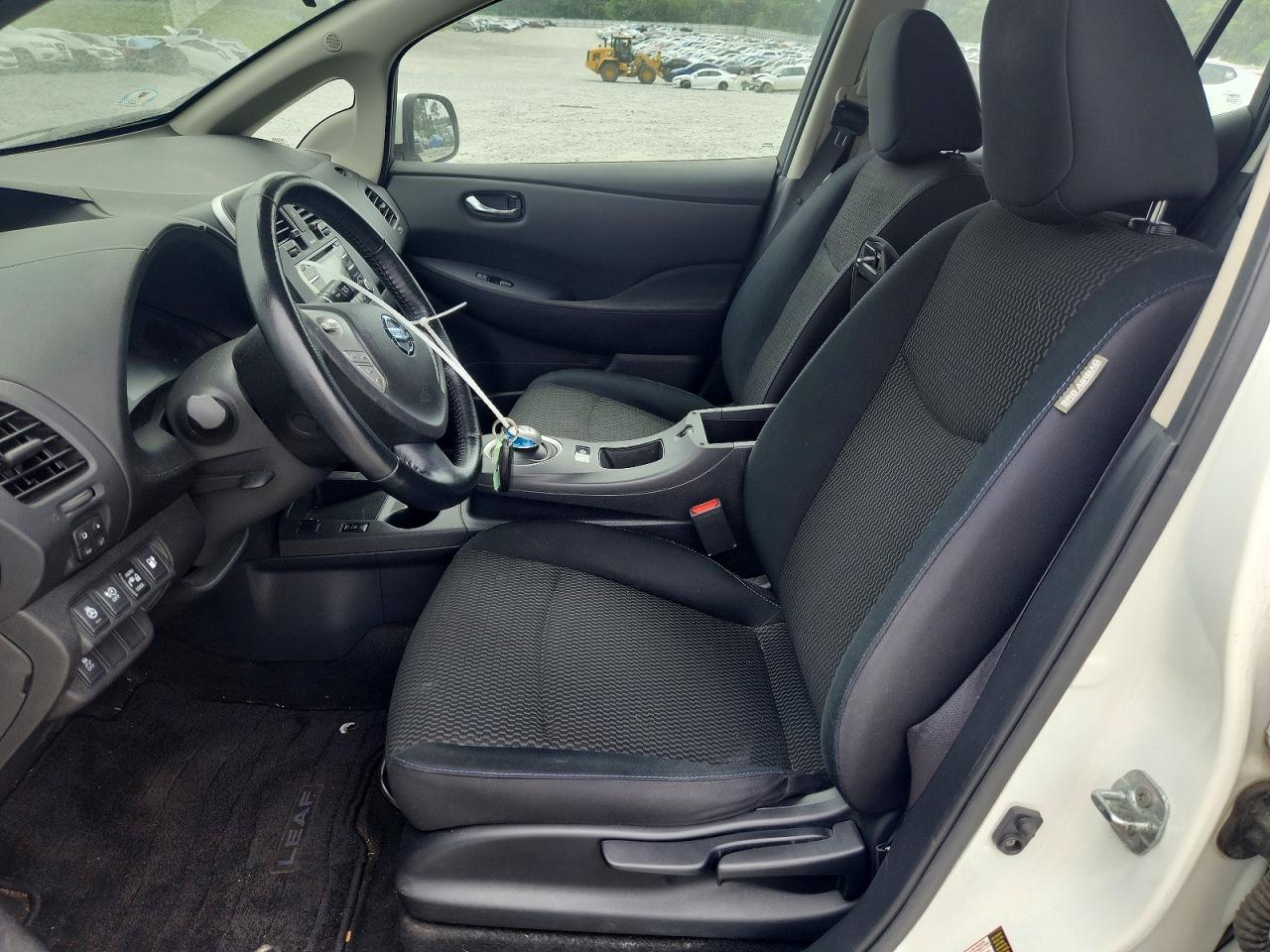2015 Nissan Leaf S White vin: 1N4AZ0CP3FC304469