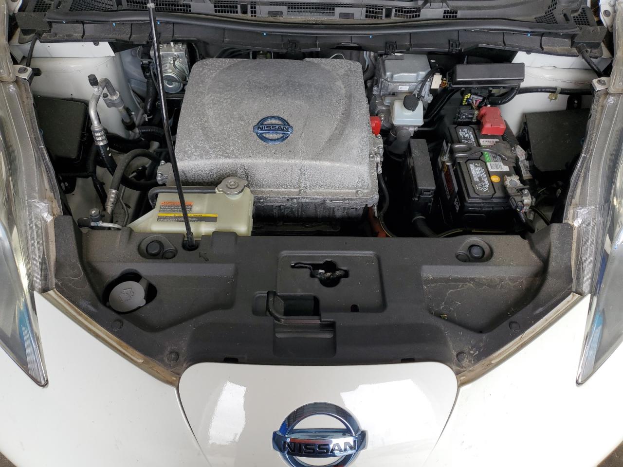 2013 Nissan Leaf S White vin: 1N4AZ0CP4DC413634 Damage: Hybrid Drive Battery, Broken, Replacement Required