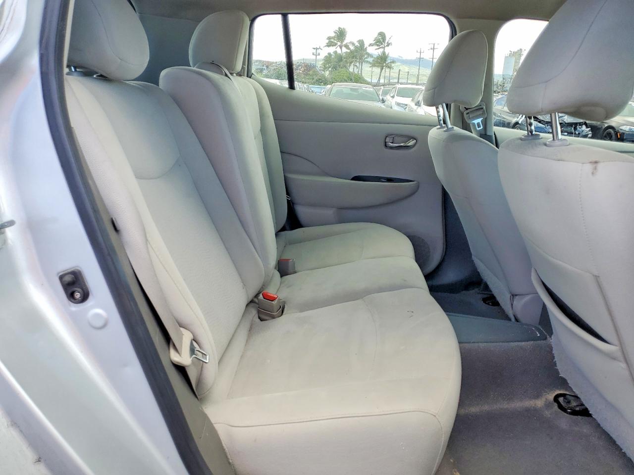 2014 Nissan Leaf Sv Silver vin: 1N4AZ0CP4EC337155