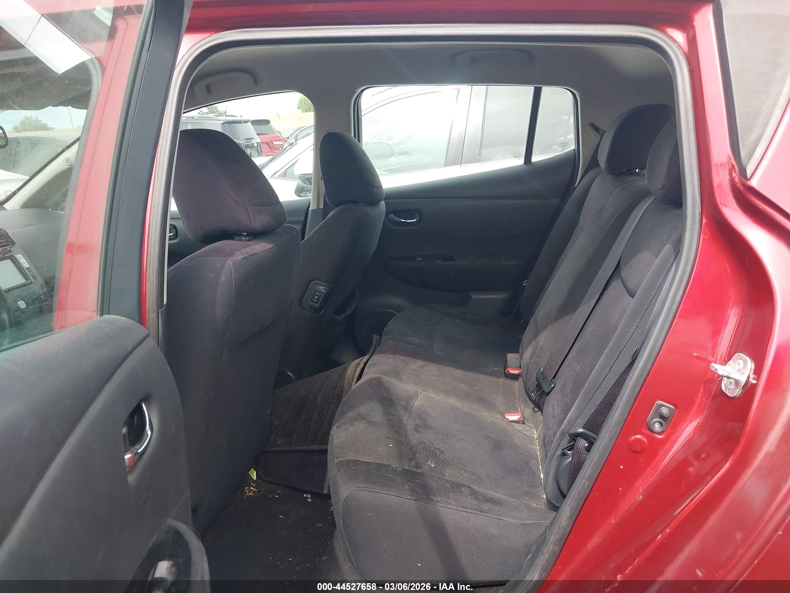 2015 Nissan Leaf Sv Red vin: 1N4AZ0CP4FC316128