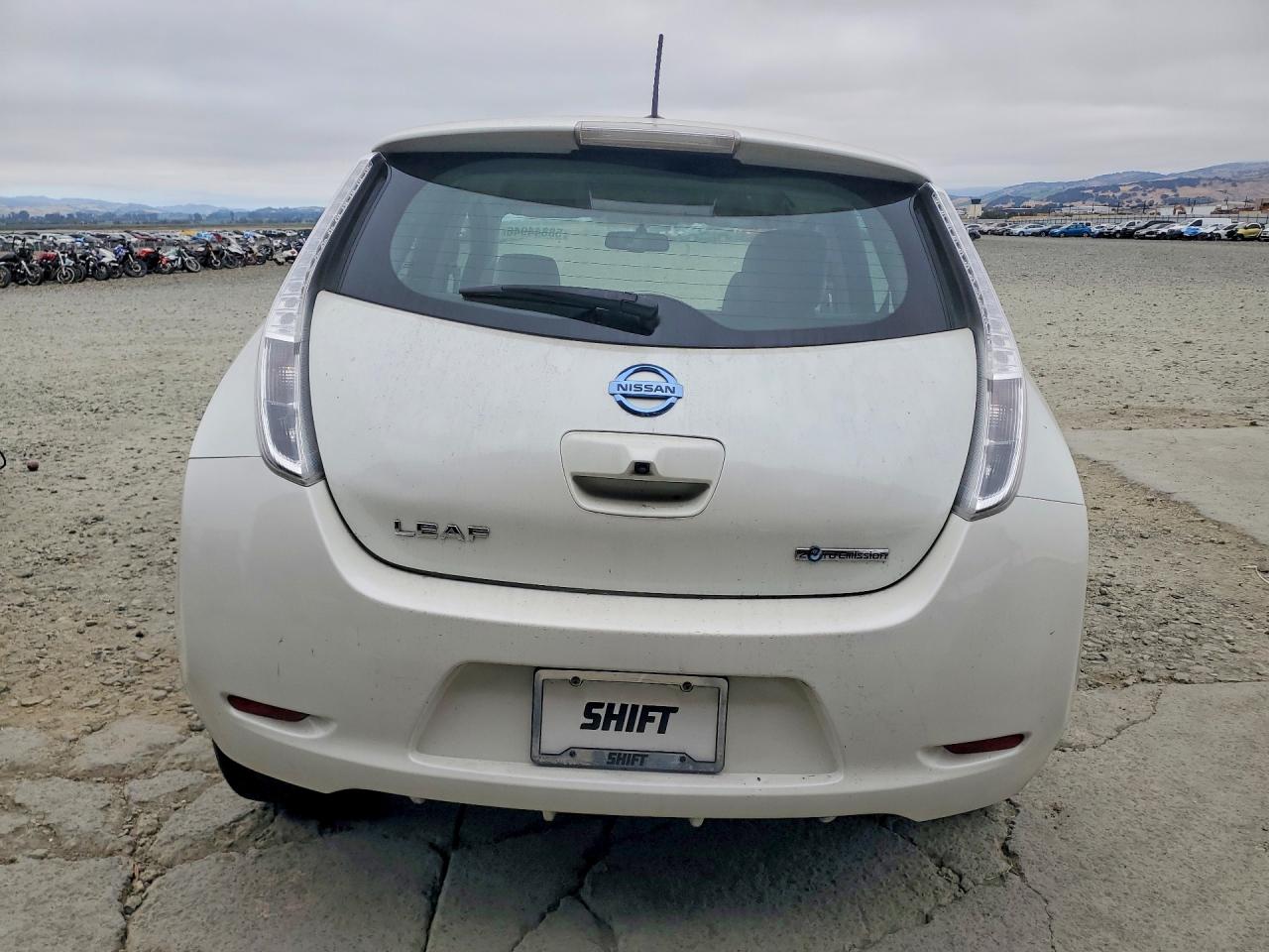 2015 Nissan Leaf S White vin: 1N4AZ0CP4FC317005