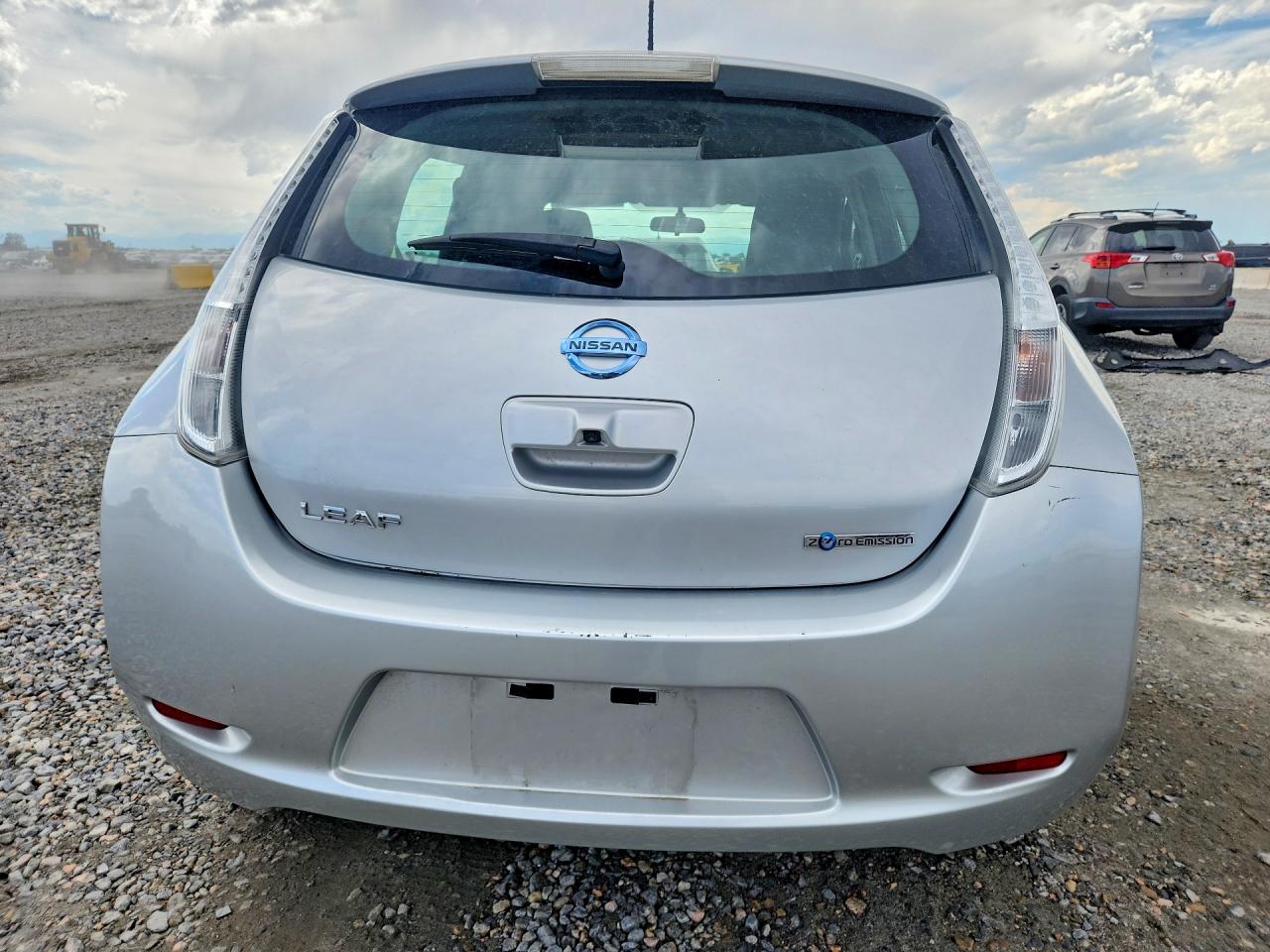 2015 Nissan Leaf S Silver vin: 1N4AZ0CP4FC334824