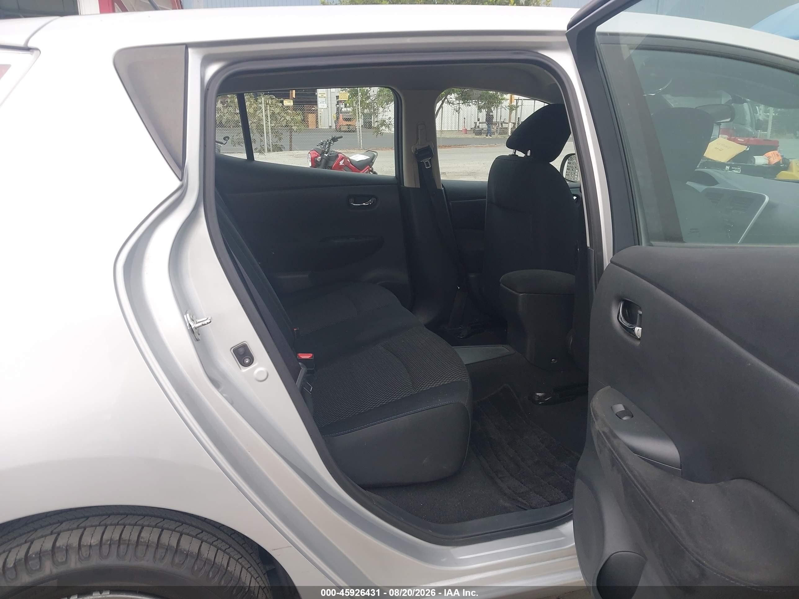 2013 Nissan Leaf S Silver vin: 1N4AZ0CP5DC413772