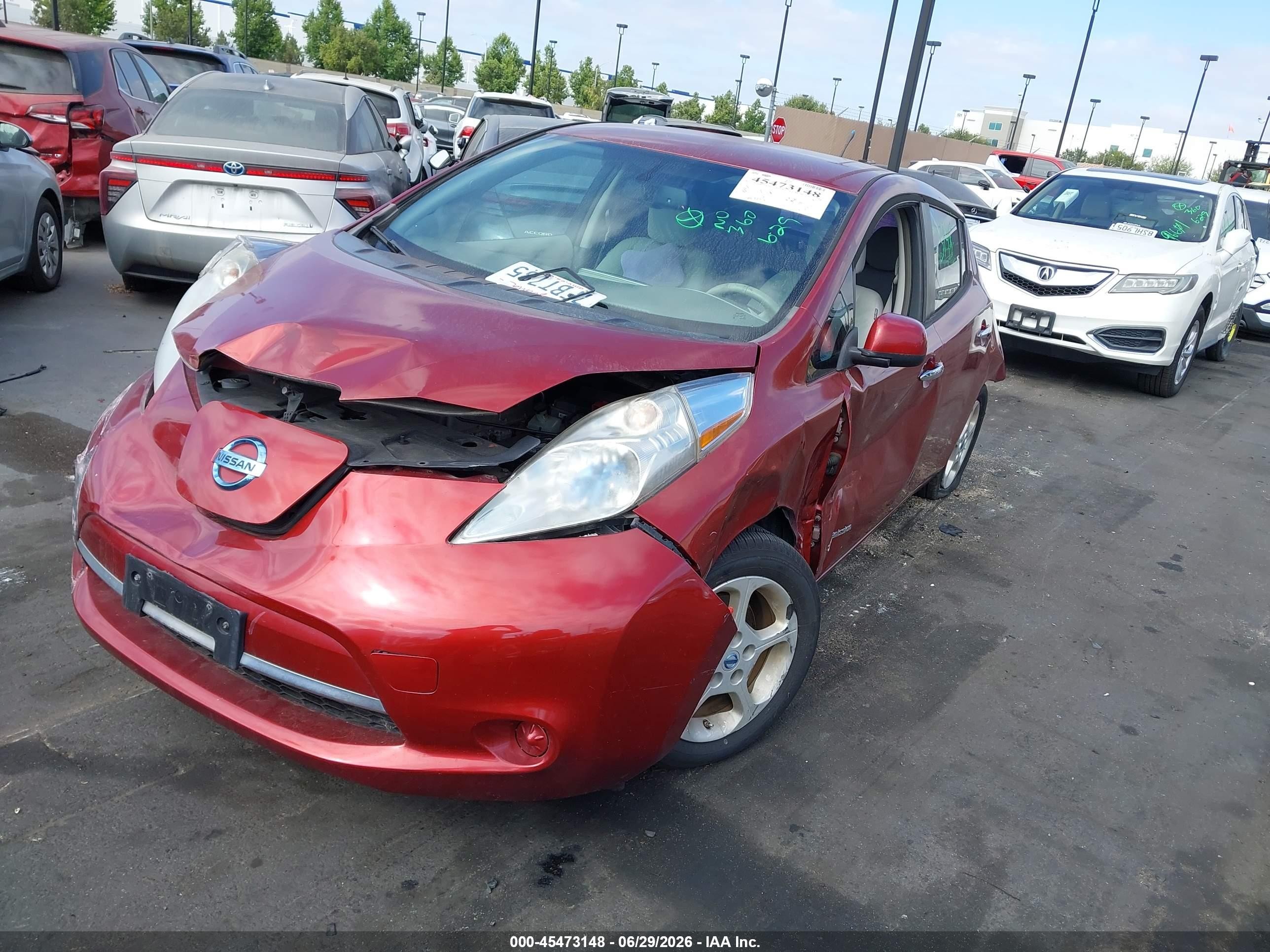 2013 Nissan Leaf Sv Красный vin: 1N4AZ0CP5DC424769