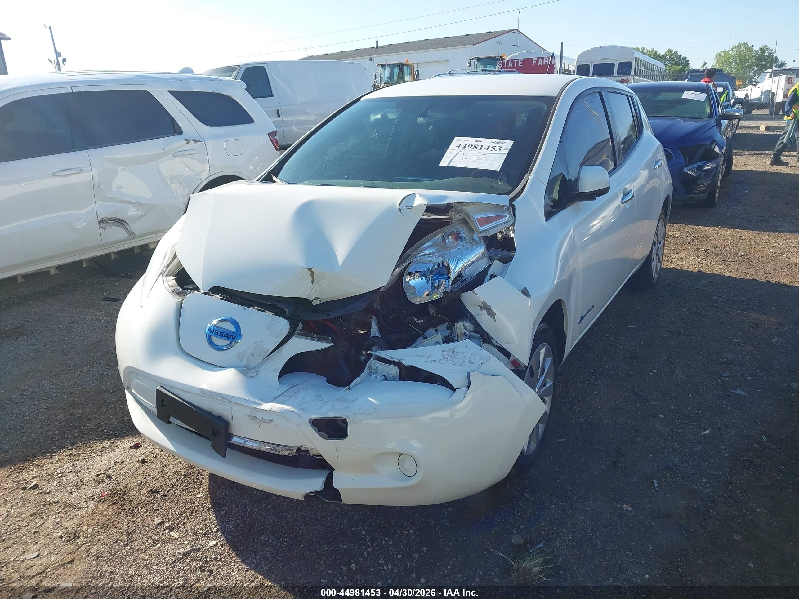 2014 Nissan Leaf S White vin: 1N4AZ0CP5EC333289