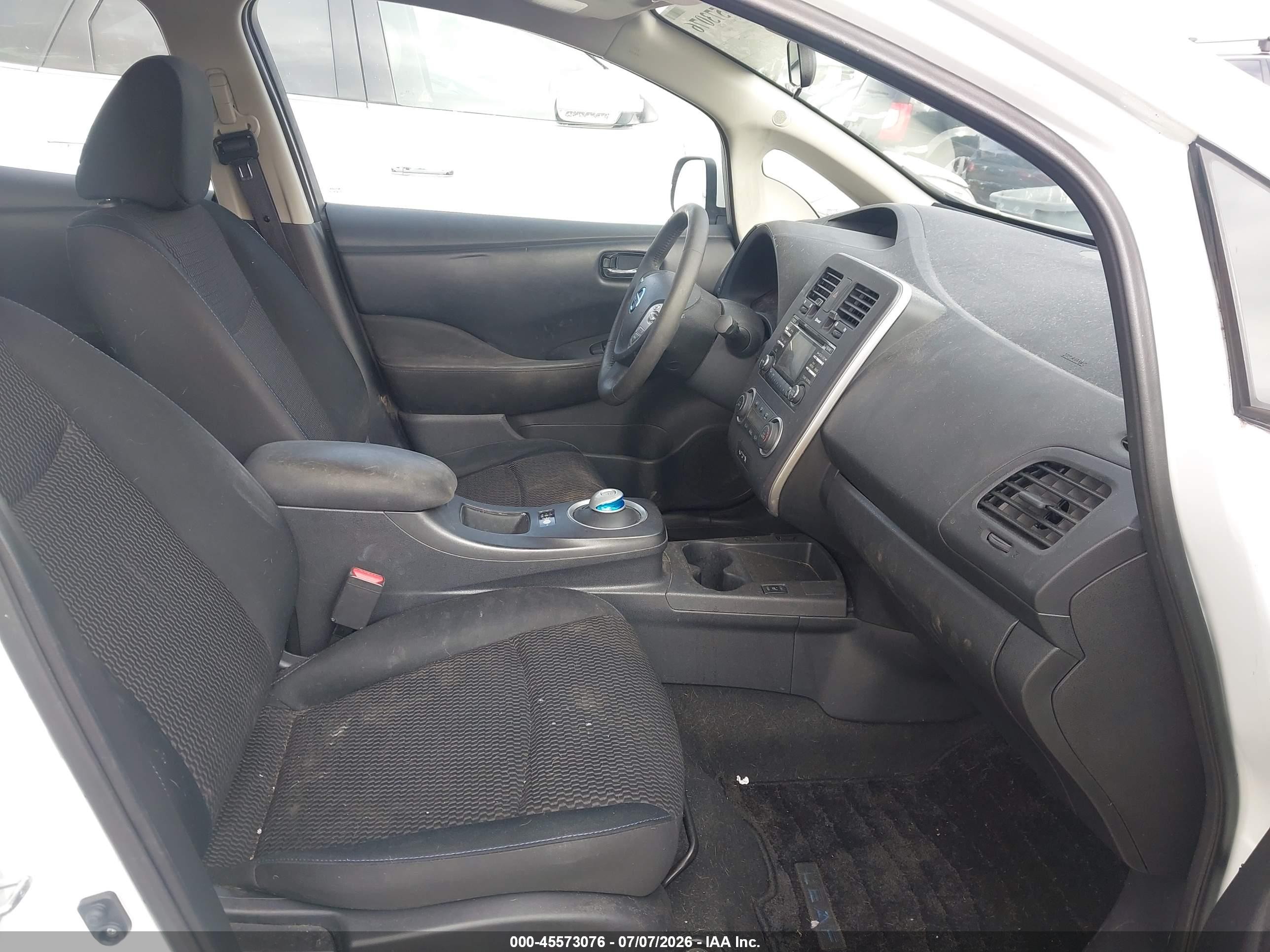 2015 Nissan Leaf S White vin: 1N4AZ0CP5FC320639