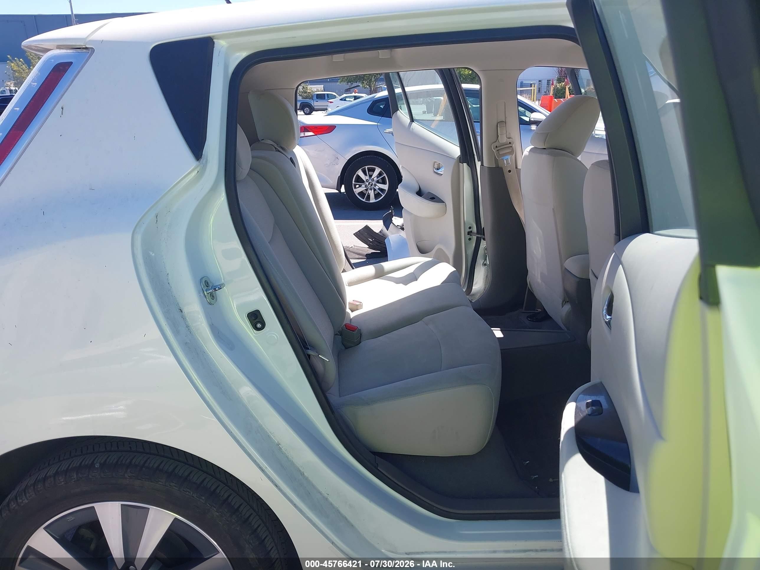2015 Nissan Leaf S/sl/sv White vin: 1N4AZ0CP5FC332676