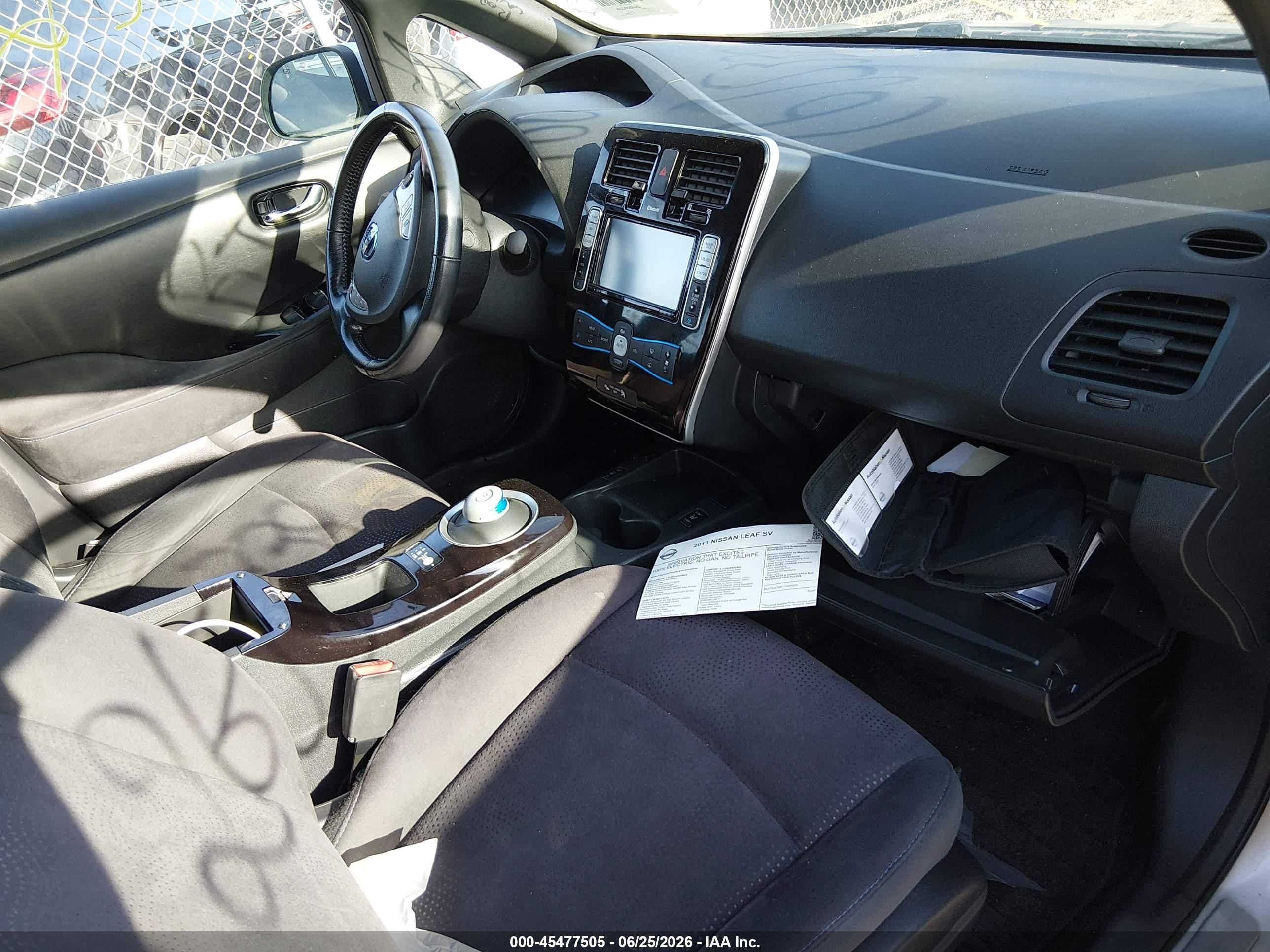 2013 Nissan Leaf Sv Silver vin: 1N4AZ0CP6DC404756