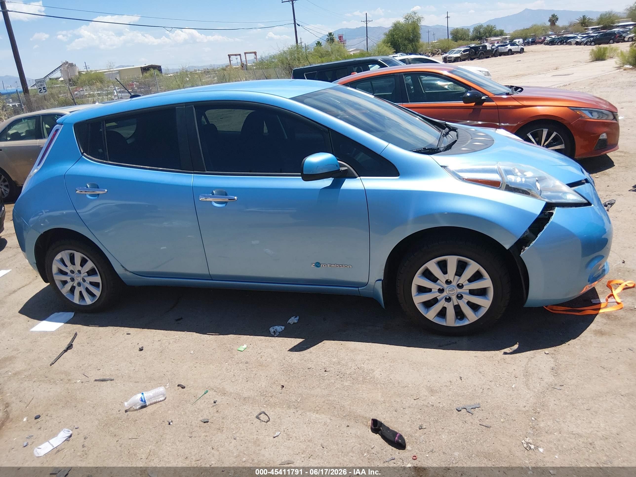 2015 Nissan Leaf S Blue vin: 1N4AZ0CP6FC315532