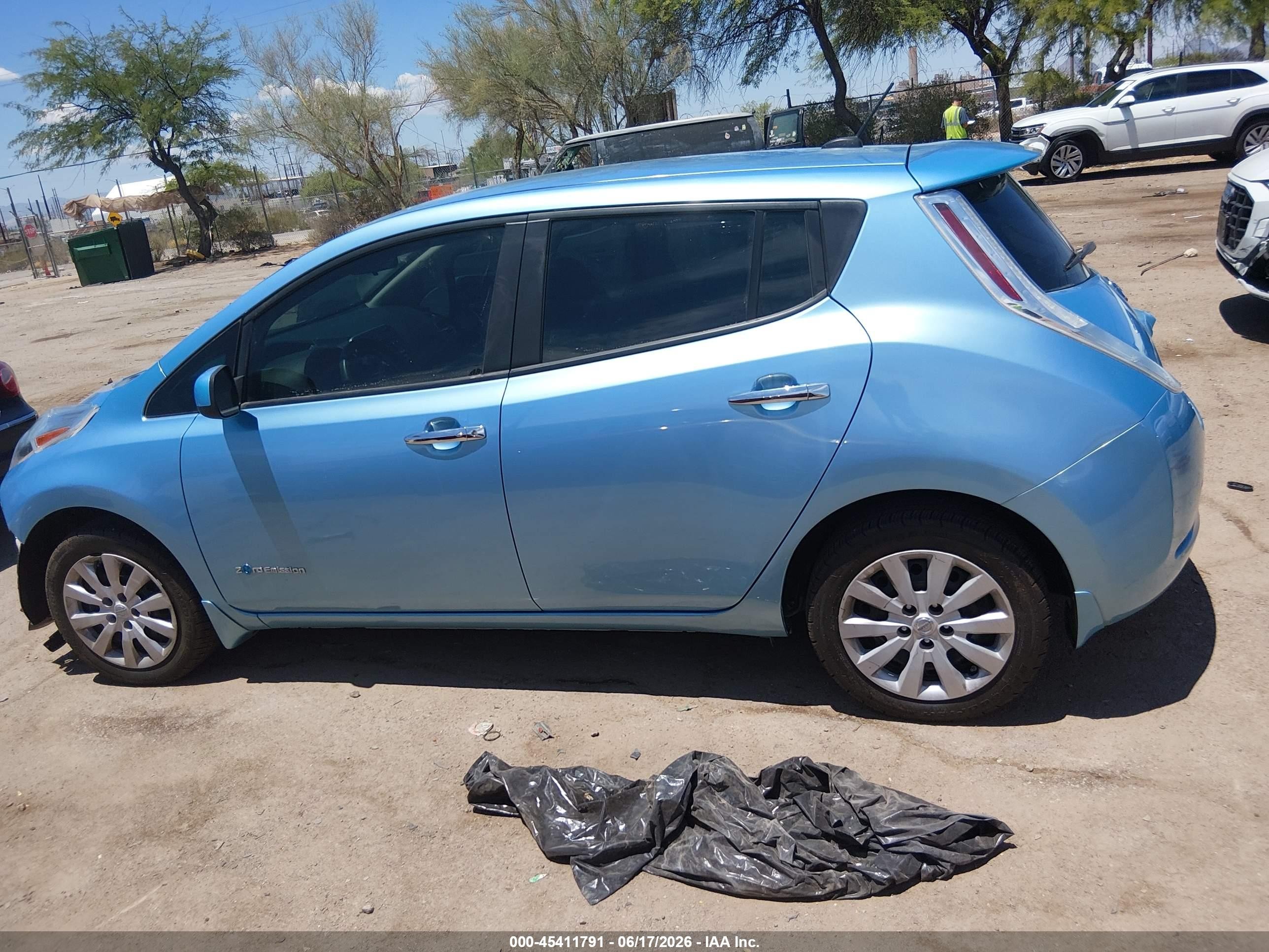 2015 Nissan Leaf S Blue vin: 1N4AZ0CP6FC315532