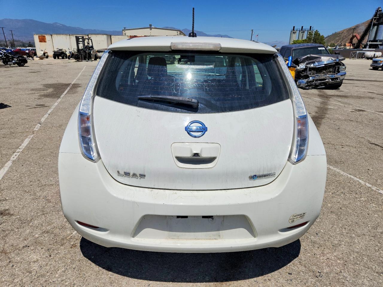 2015 Nissan Leaf S Белый vin: 1N4AZ0CP6FC322660