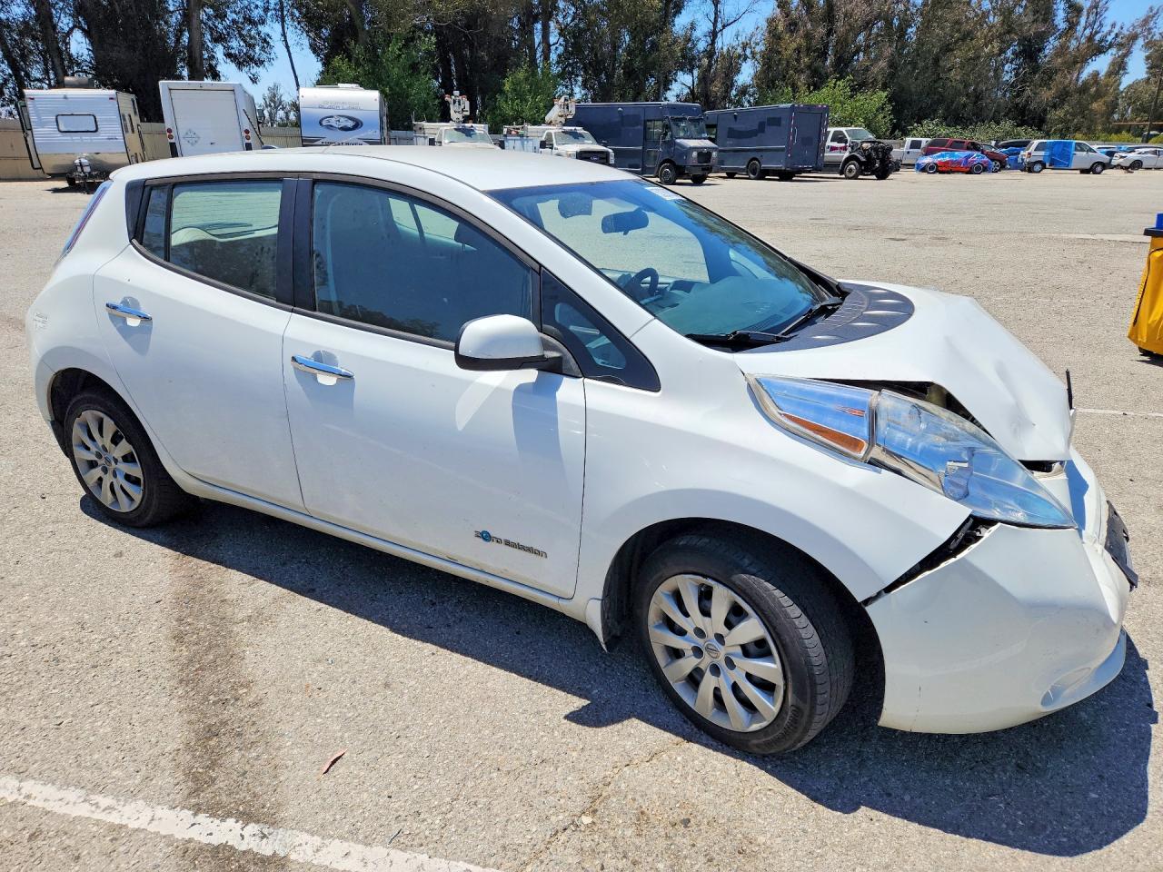2015 Nissan Leaf S Белый vin: 1N4AZ0CP6FC322660