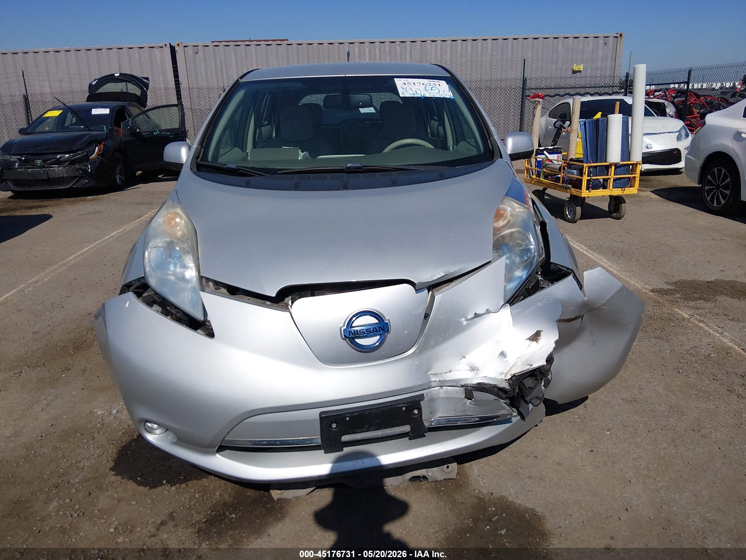 2013 Nissan Leaf Sv Silver vin: 1N4AZ0CP7DC404510