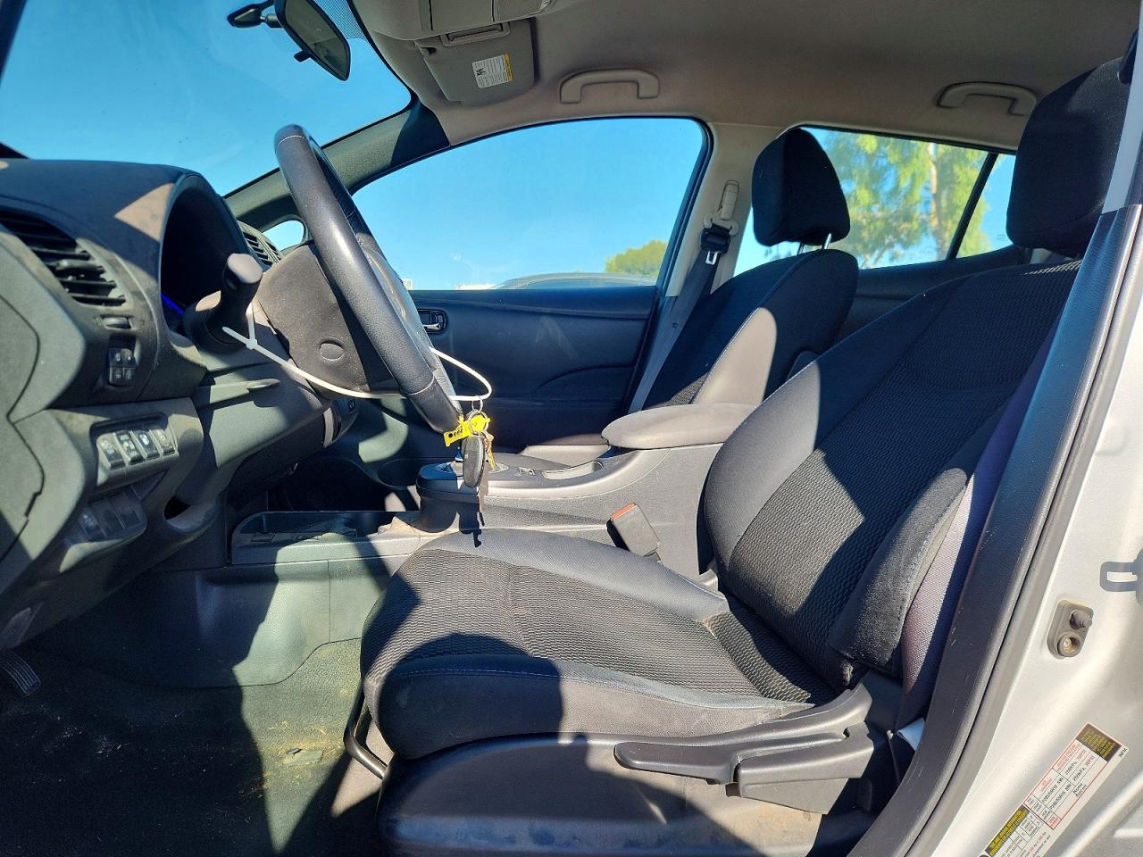 2013 Nissan Leaf Silver vin: 1N4AZ0CP7DC409660