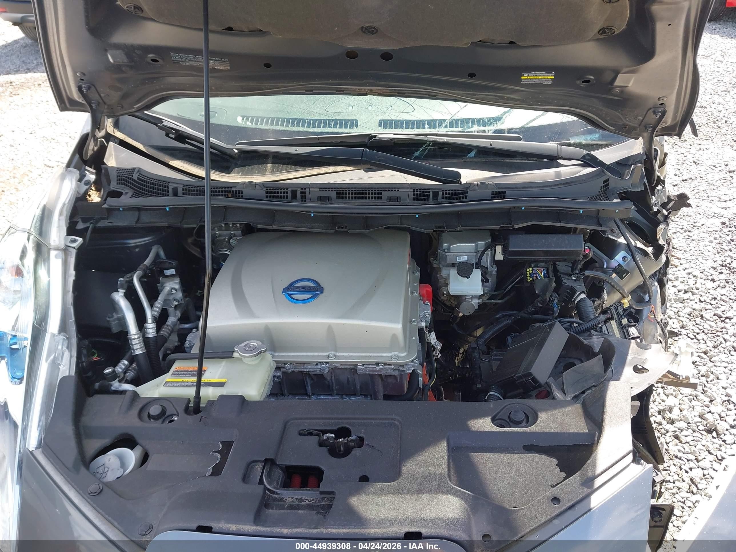 2015 Nissan Leaf Sv Gray vin: 1N4AZ0CP7FC317533