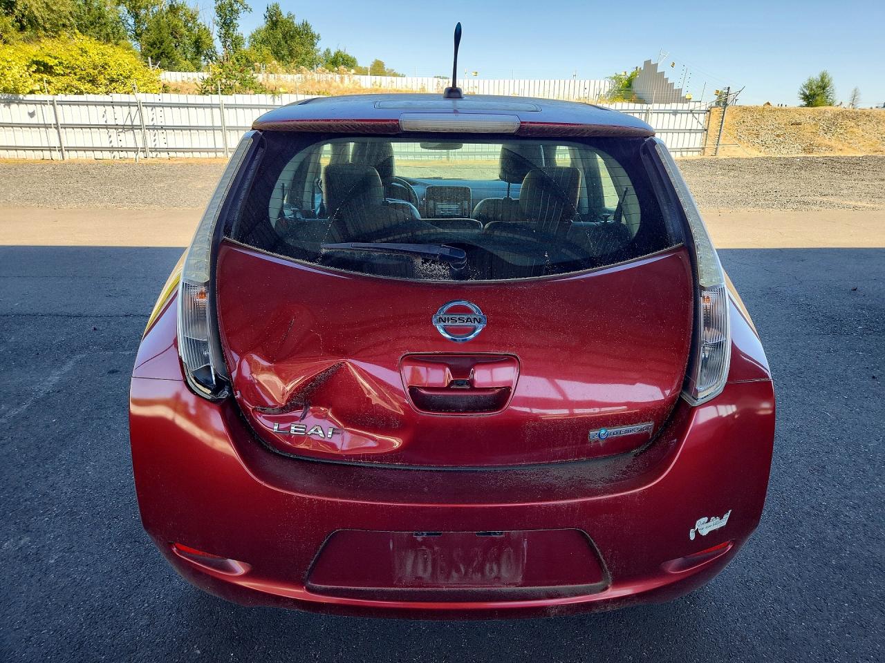 2013 Nissan Leaf S Burgundy vin: 1N4AZ0CP8DC419646