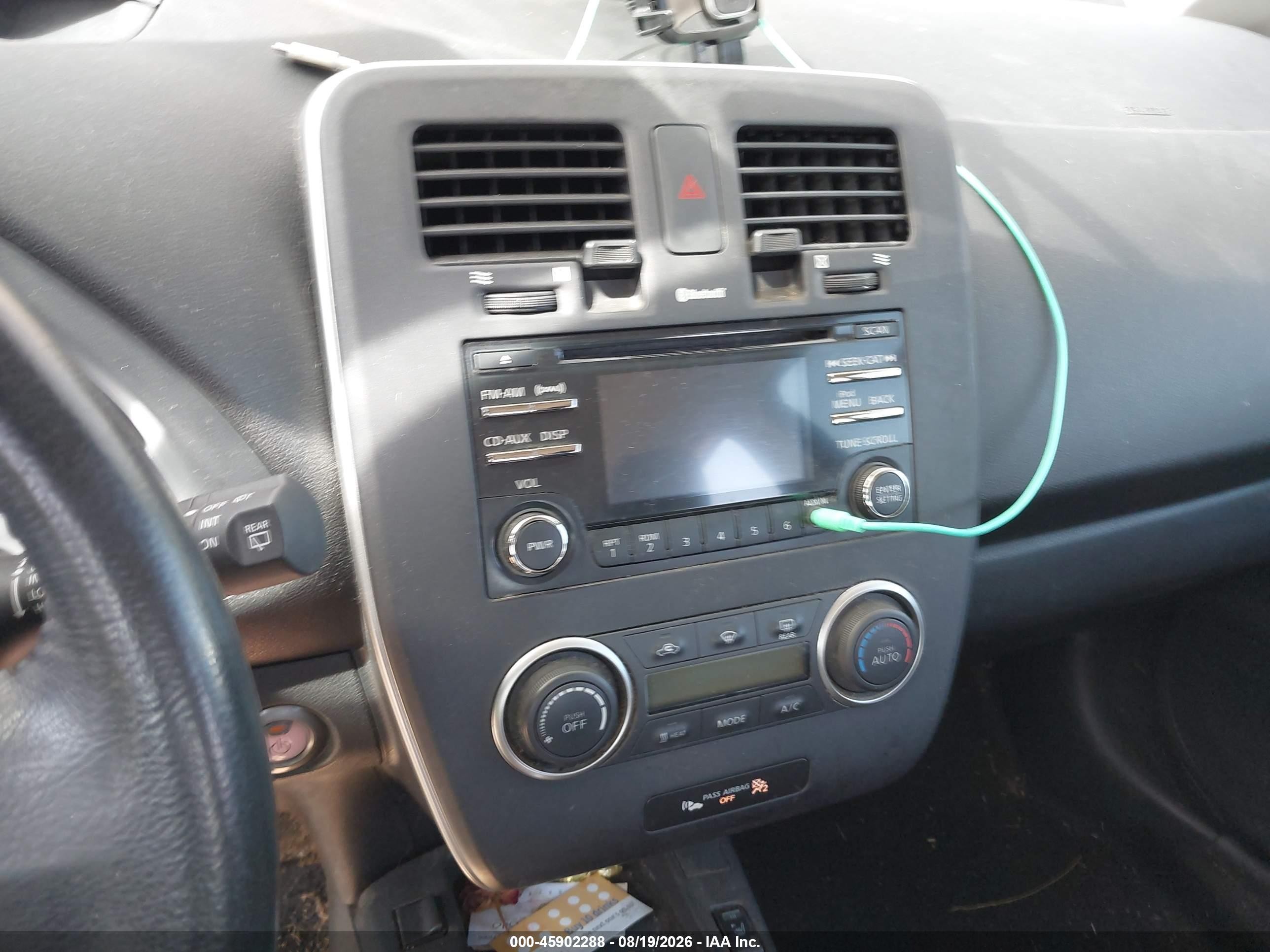 2014 Nissan Leaf S White vin: 1N4AZ0CP8EC340740
