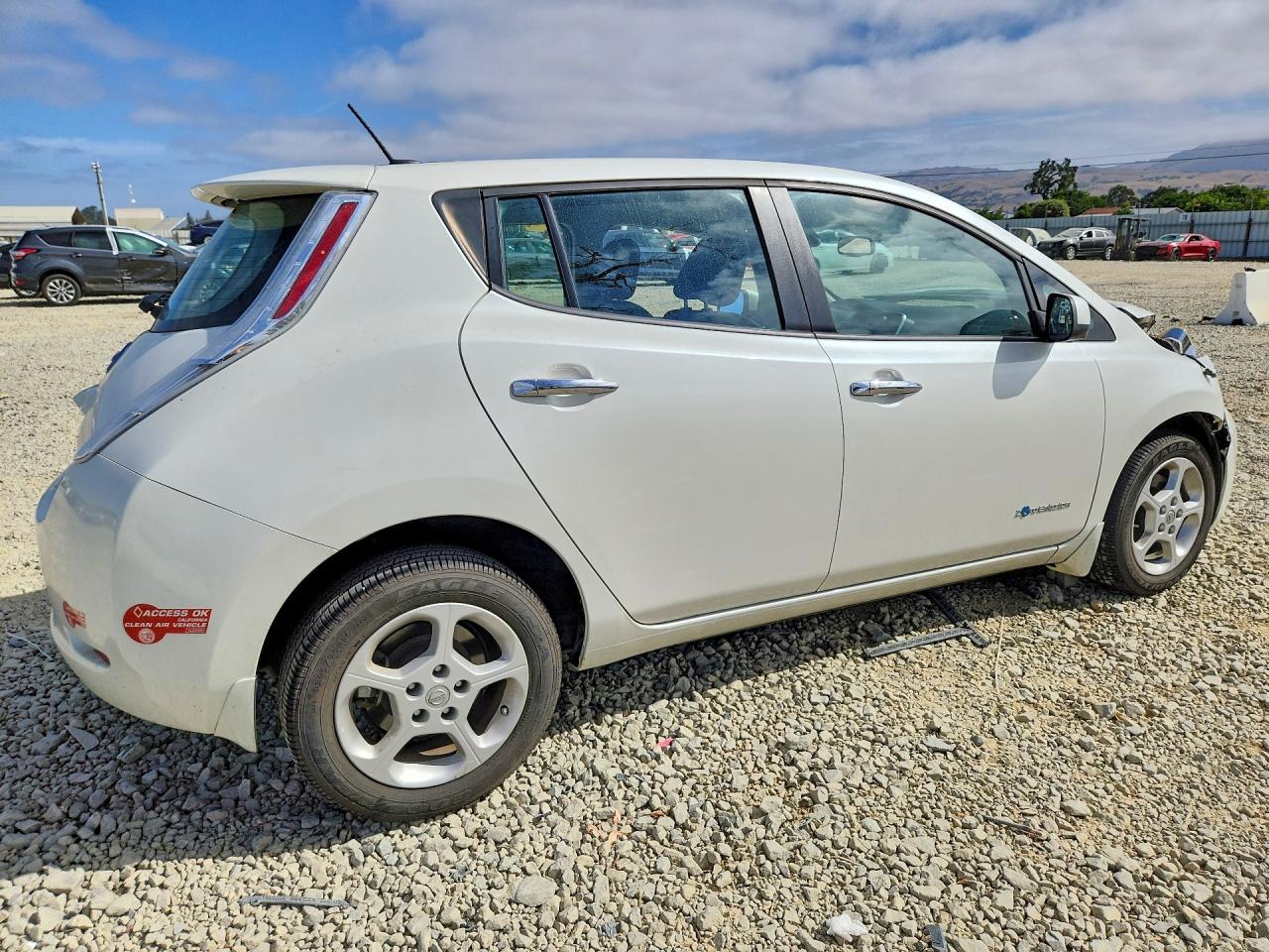 2015 Nissan Leaf Sv White vin: 1N4AZ0CP8FC304614