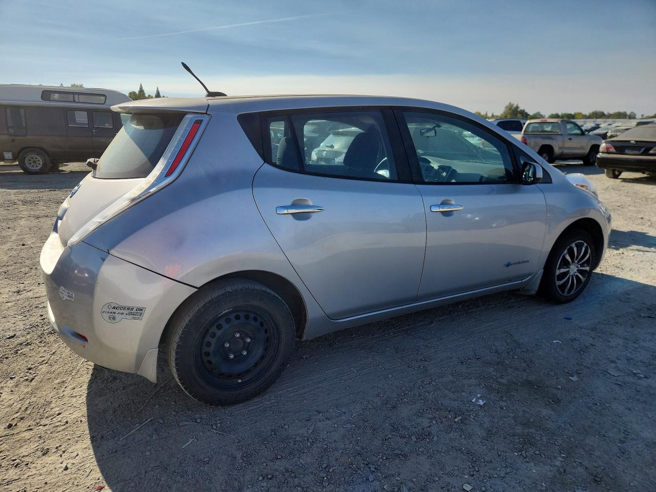 2013 Nissan Leaf S Silver vin: 1N4AZ0CP9DC400555