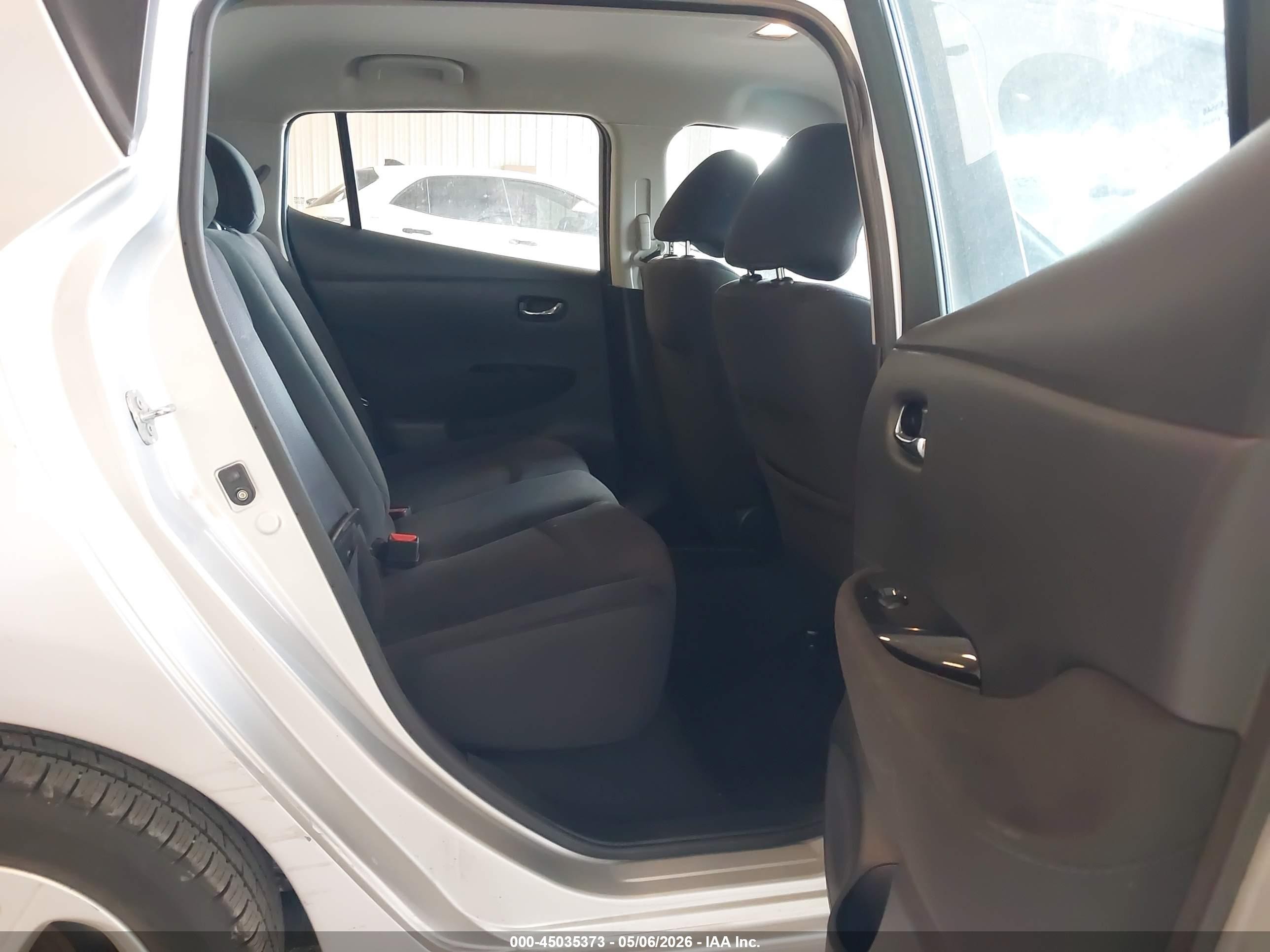 2013 Nissan Leaf Sv Silver vin: 1N4AZ0CP9DC422989
