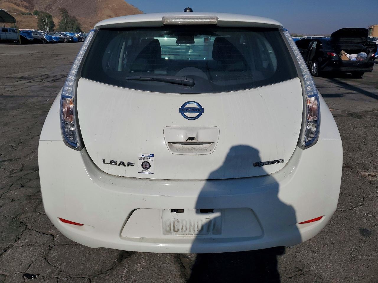 2015 Nissan Leaf S White vin: 1N4AZ0CP9FC303391