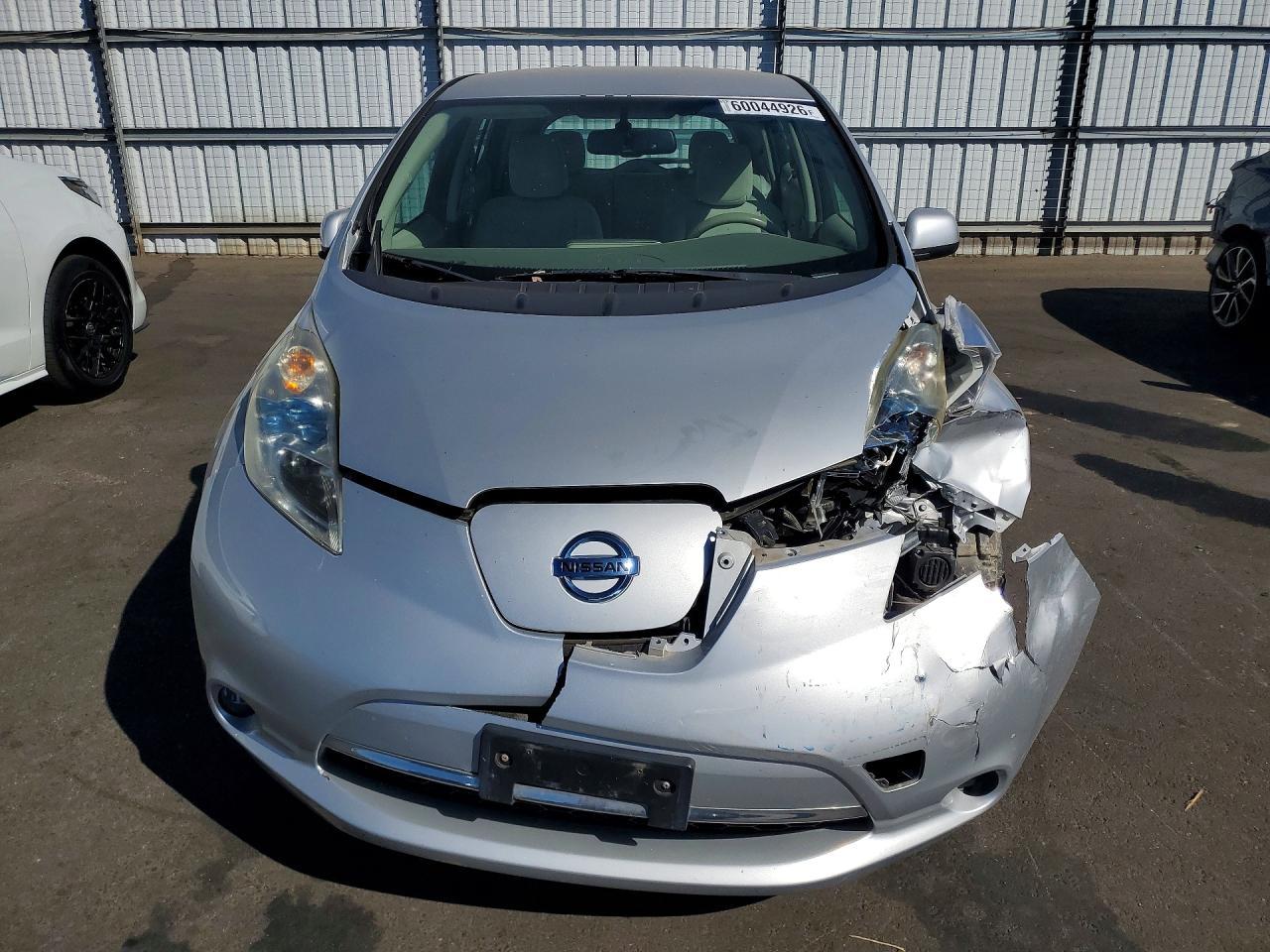2015 Nissan Leaf Sv Silver vin: 1N4AZ0CP9FC326833