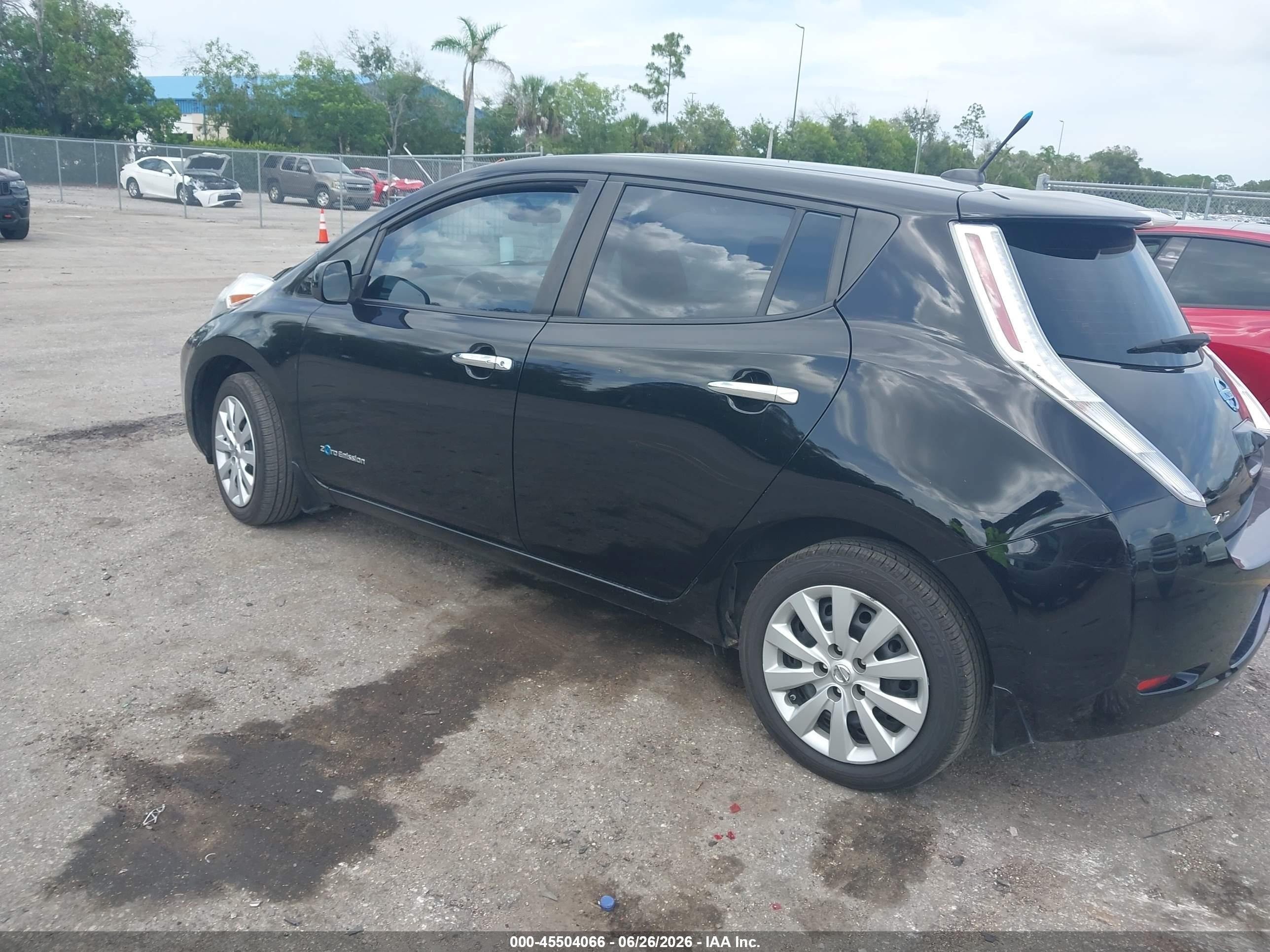 2015 Nissan Leaf S Black vin: 1N4AZ0CPXFC300810